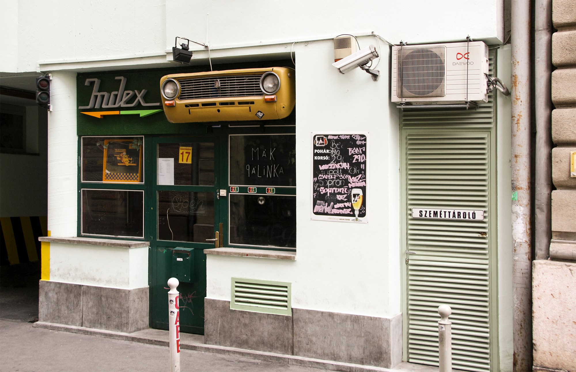 Budapest 2013. BNW Around Photography