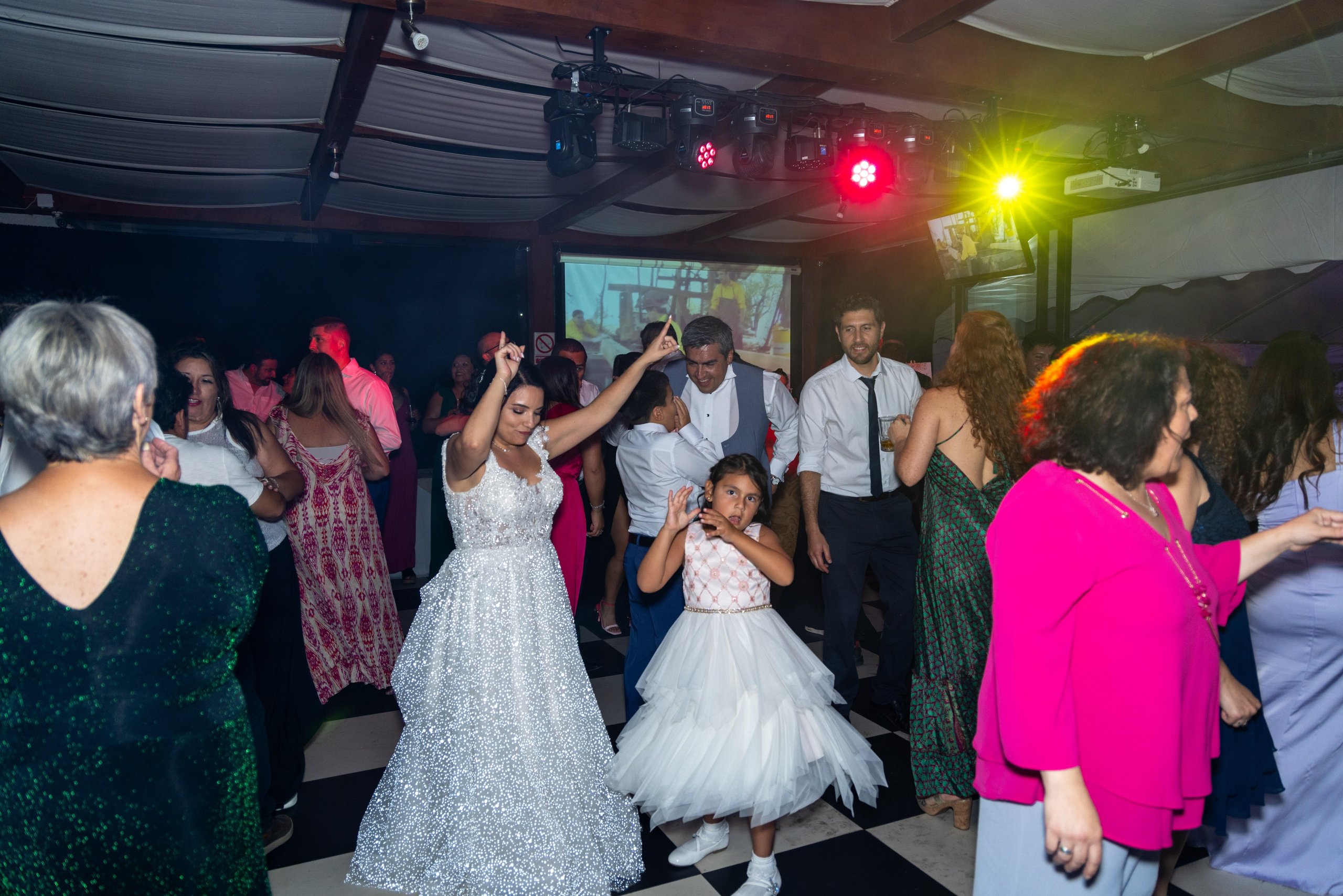 Katherin y Daniel. Dinka & Emilio - El arte de preservar lo que no se repite