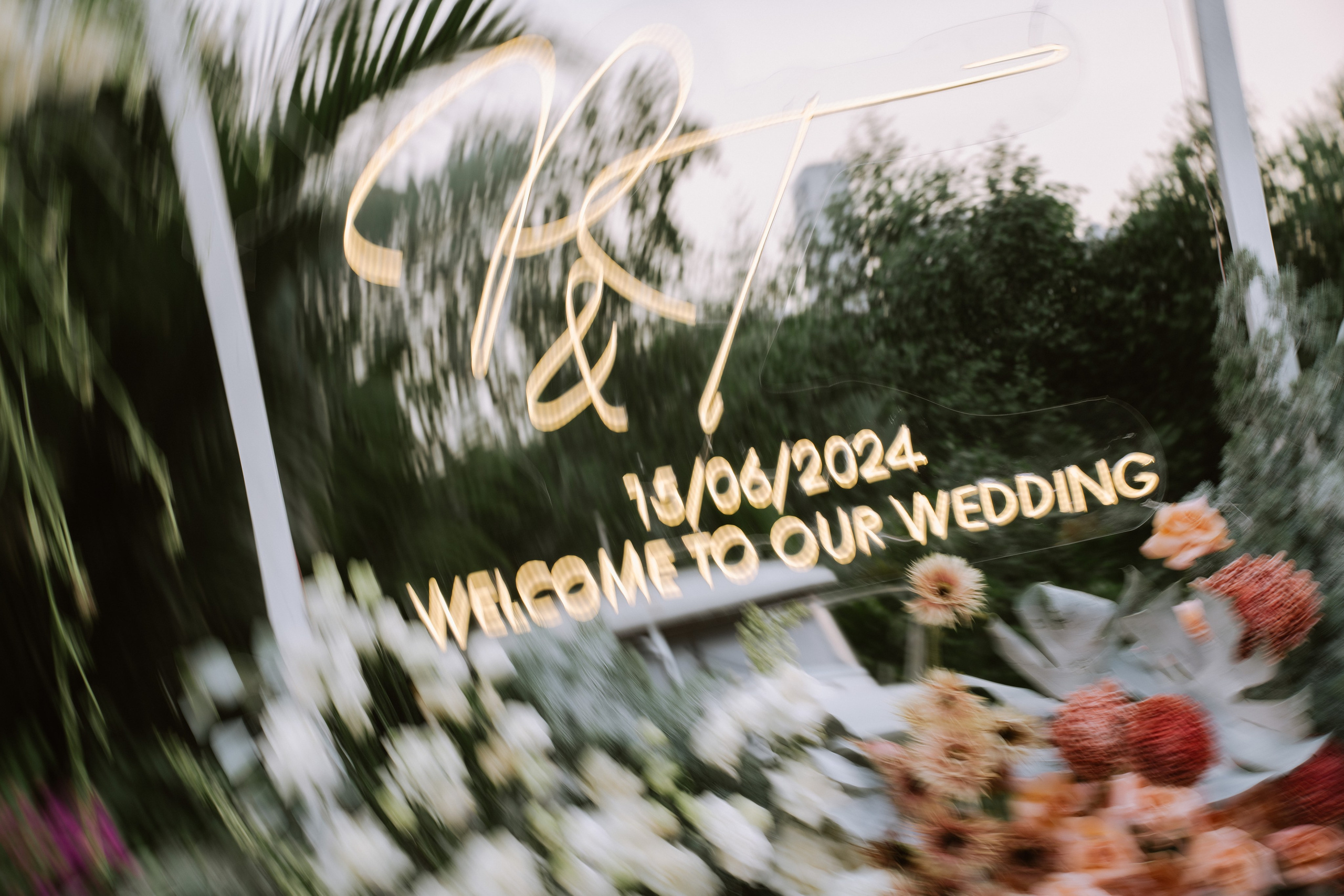 PHAT & TUYET. WEDDING PHOTOGRAPHER IN VIETNAM