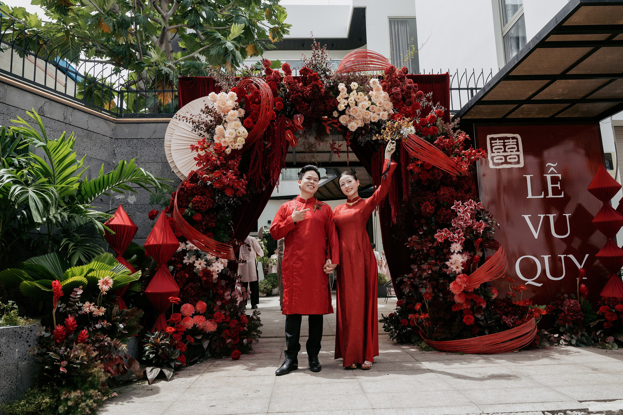 YEN LINH & HOANG QUY / Wedding Ceremony. Nhiếp ảnh gia đám cưới hàng đầu tại Thành Phố Hồ Chí Minh