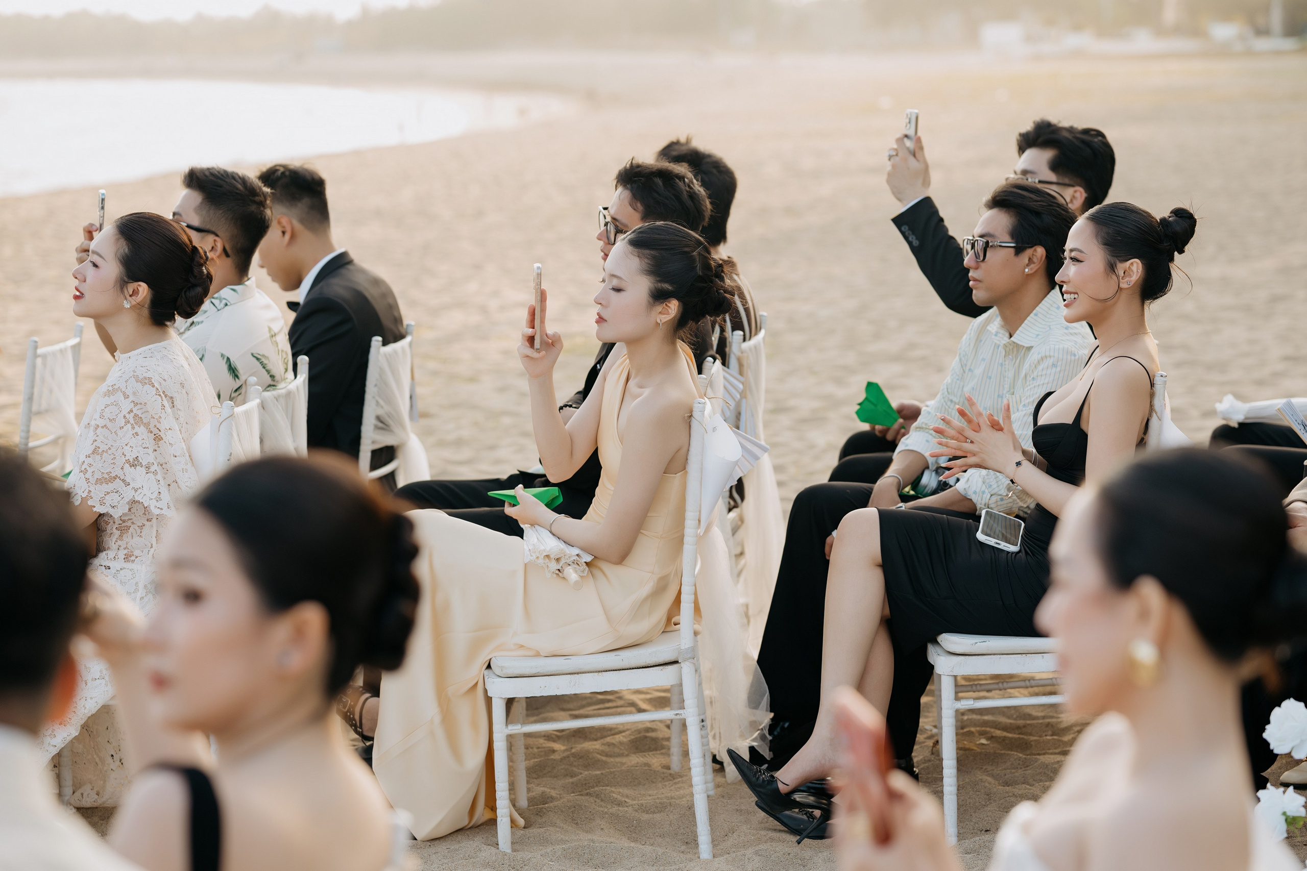 DIEU & THINH/Destination Wedding. Nhiếp ảnh gia đám cưới hàng đầu tại Thành Phố Hồ Chí Minh