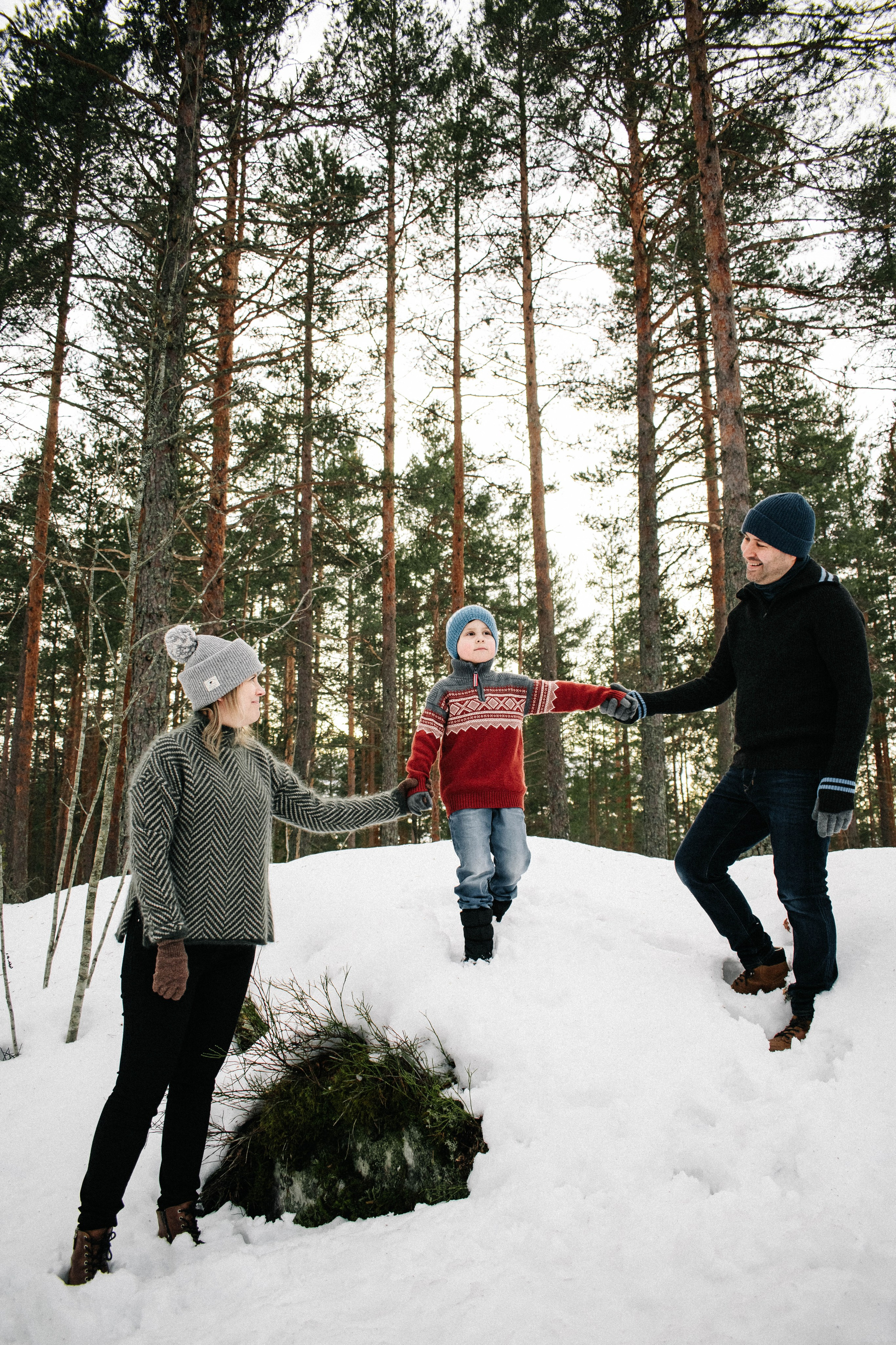 Family shooting dec 2023. Photographer Svitlana Boinehri