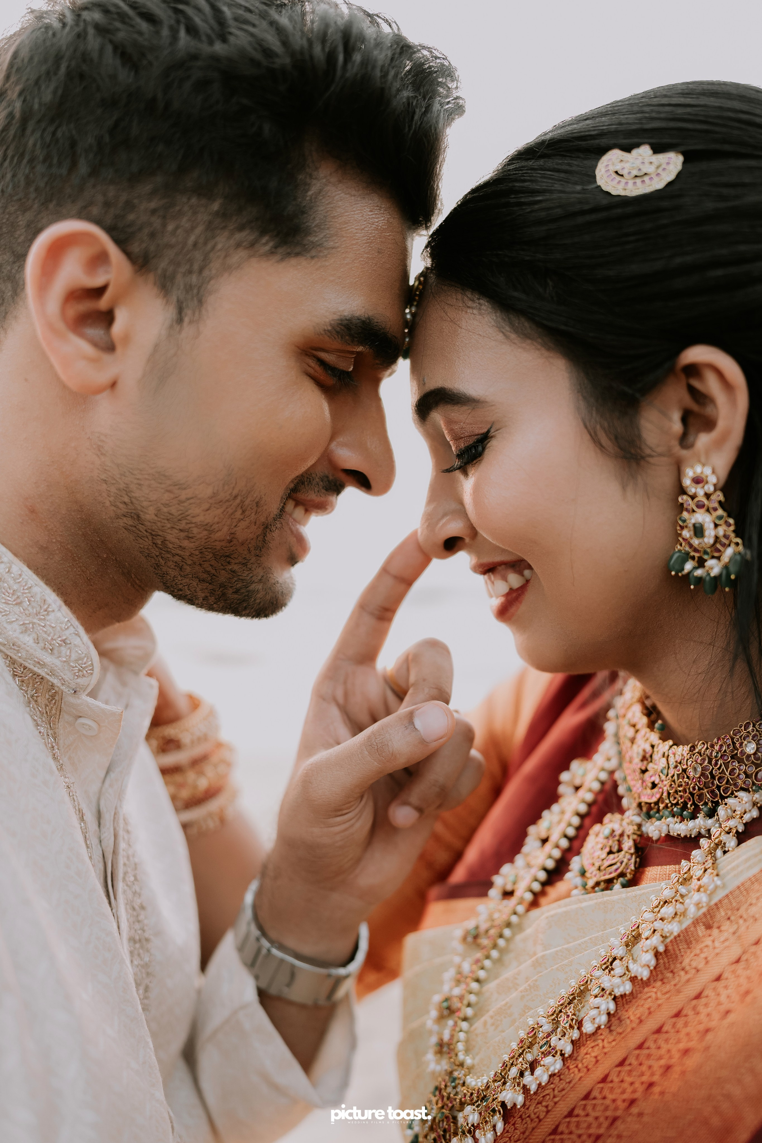 Traditional Kerala Hindu Wedding. Fine art Wedding Photographers in India & Canada