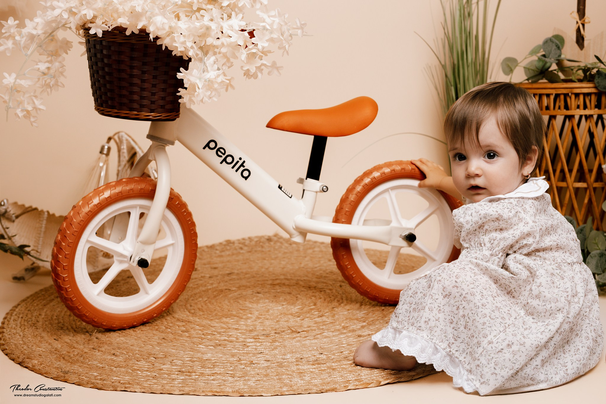 Studio. Dream Studio Galați – ședințe foto profesionale pentru familie, portrete și evenimente