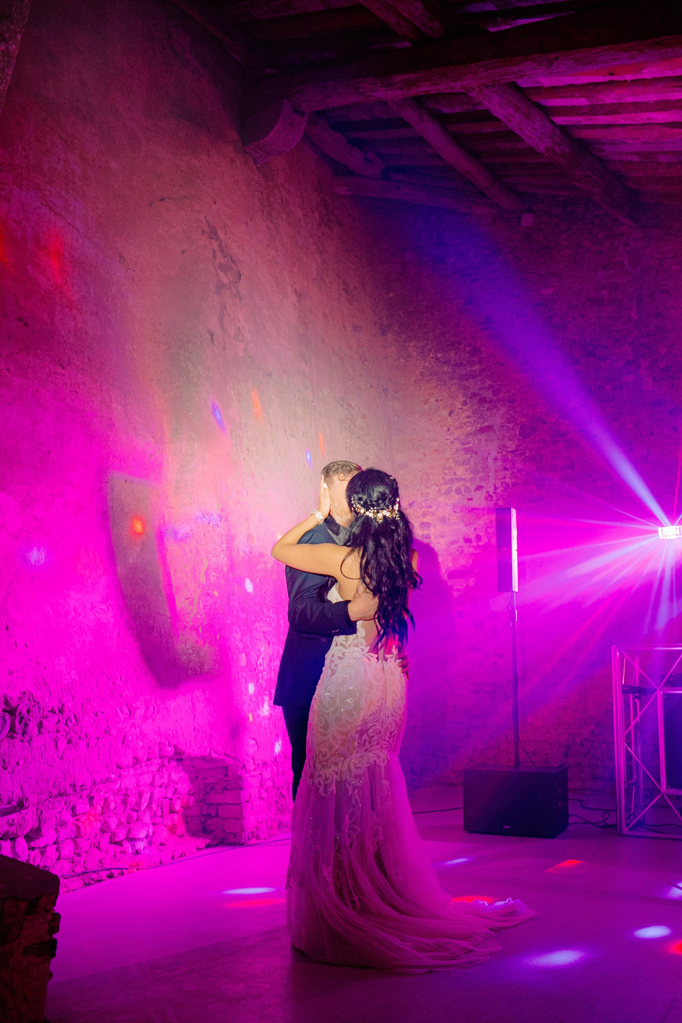 Tuscany Castello di Montegufoni wedding. Iurkovski PHOTOGRAPHY in Europe. Luxury destination weddings and events