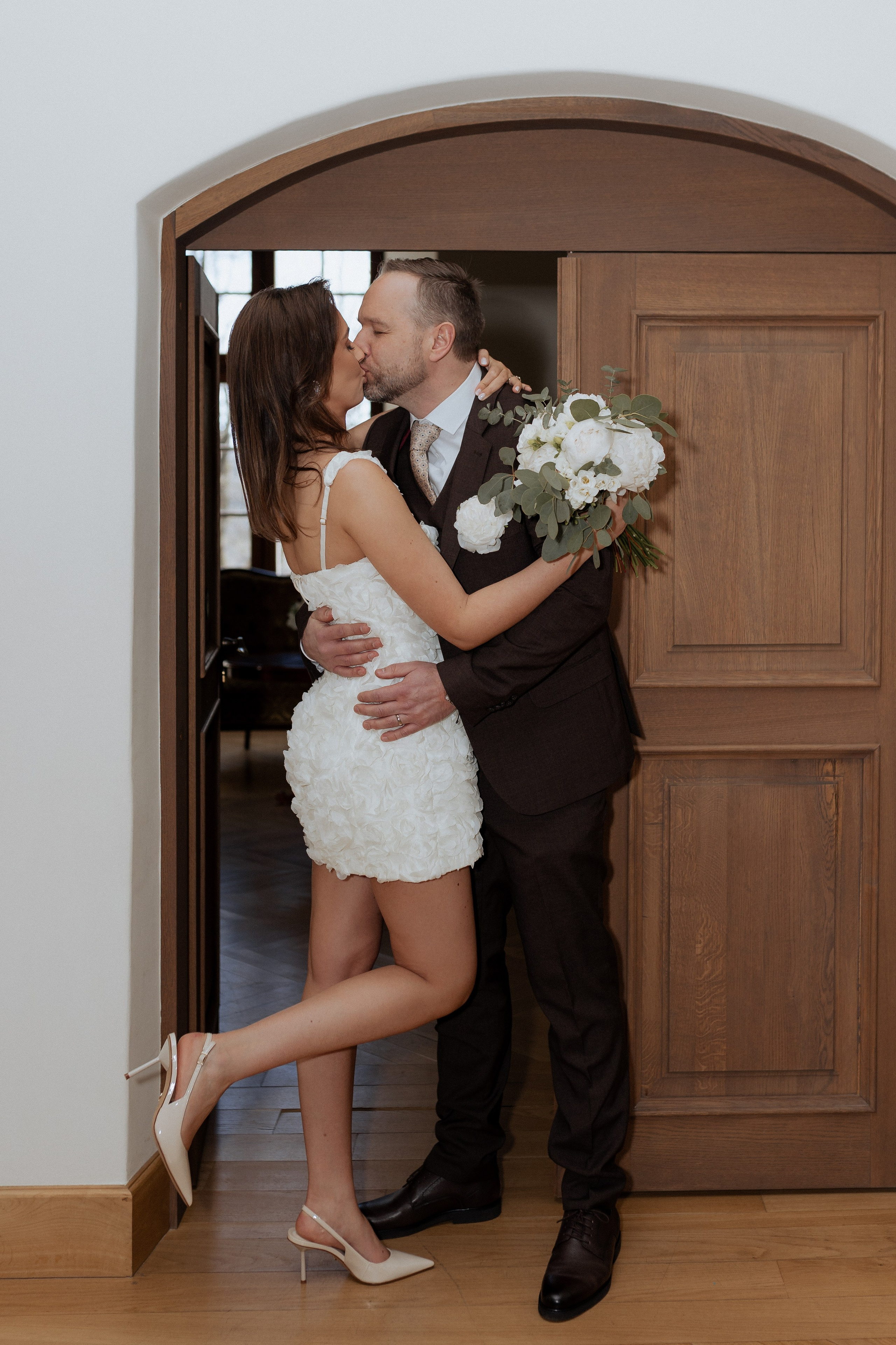 Monika ir Vytautas — miestu alsuojanti trumpa jaunųjų fotosesija Kaune