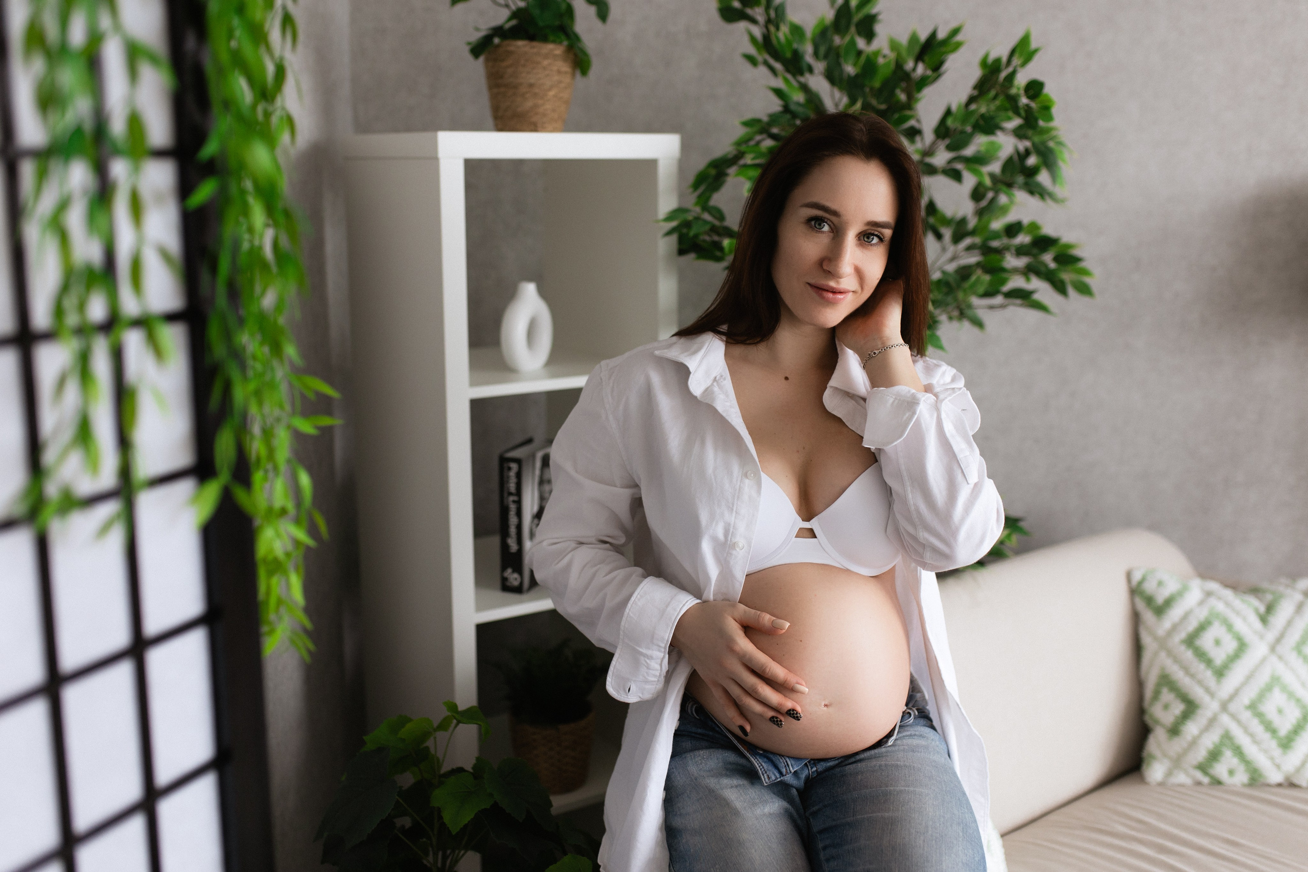 Laukimo (nėščiosios) fotosesija Marijampolėje, fotostudijoje