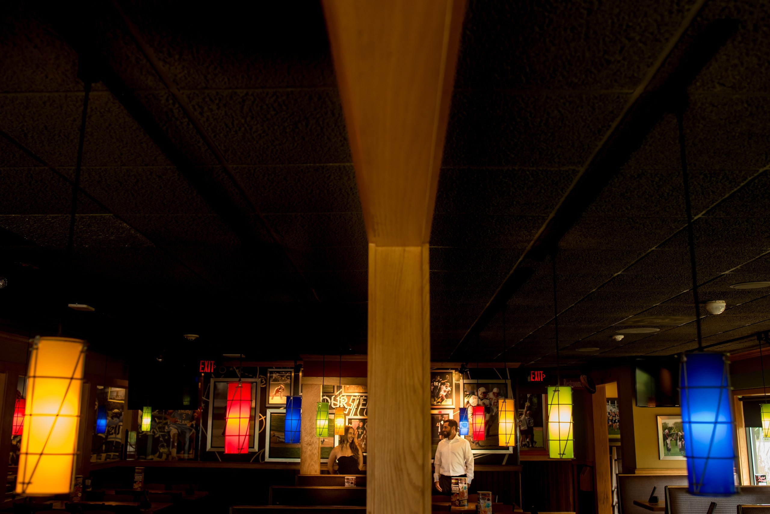 A Restaurant Romance: Photoshoot at the Place Where They First Fell in Love. Wedding photographer in Orlando, Boston & New York Anderson Marques