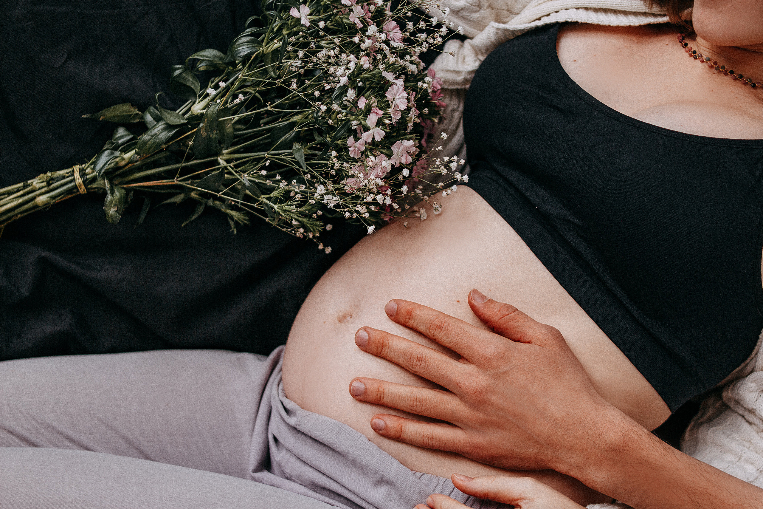 Delicate pregnancy. Wedding and portrait photographer in Beograd Ekaterina Makedonskaya