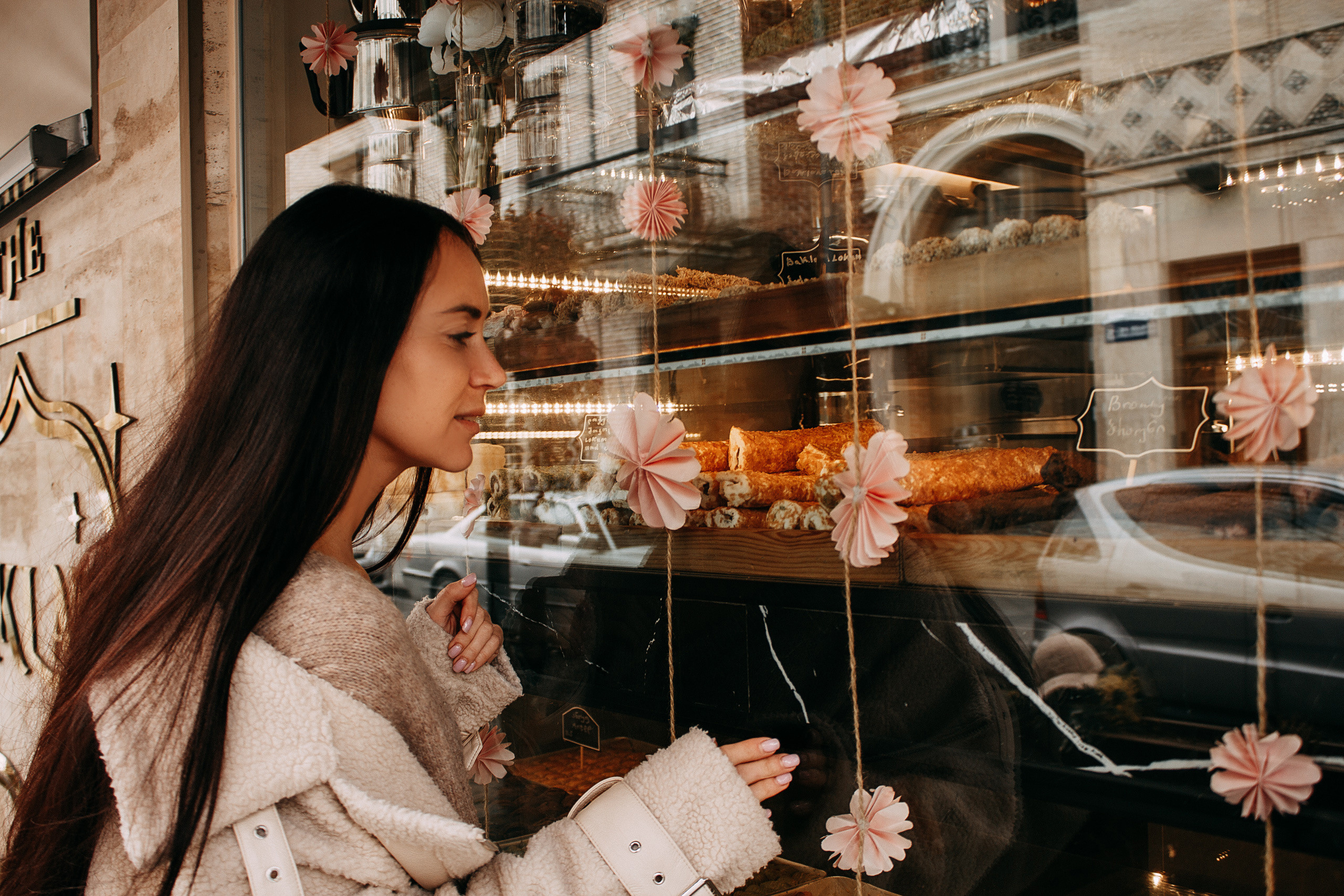 Walking with mimosa. Wedding and portrait photographer in Beograd Ekaterina Makedonskaya