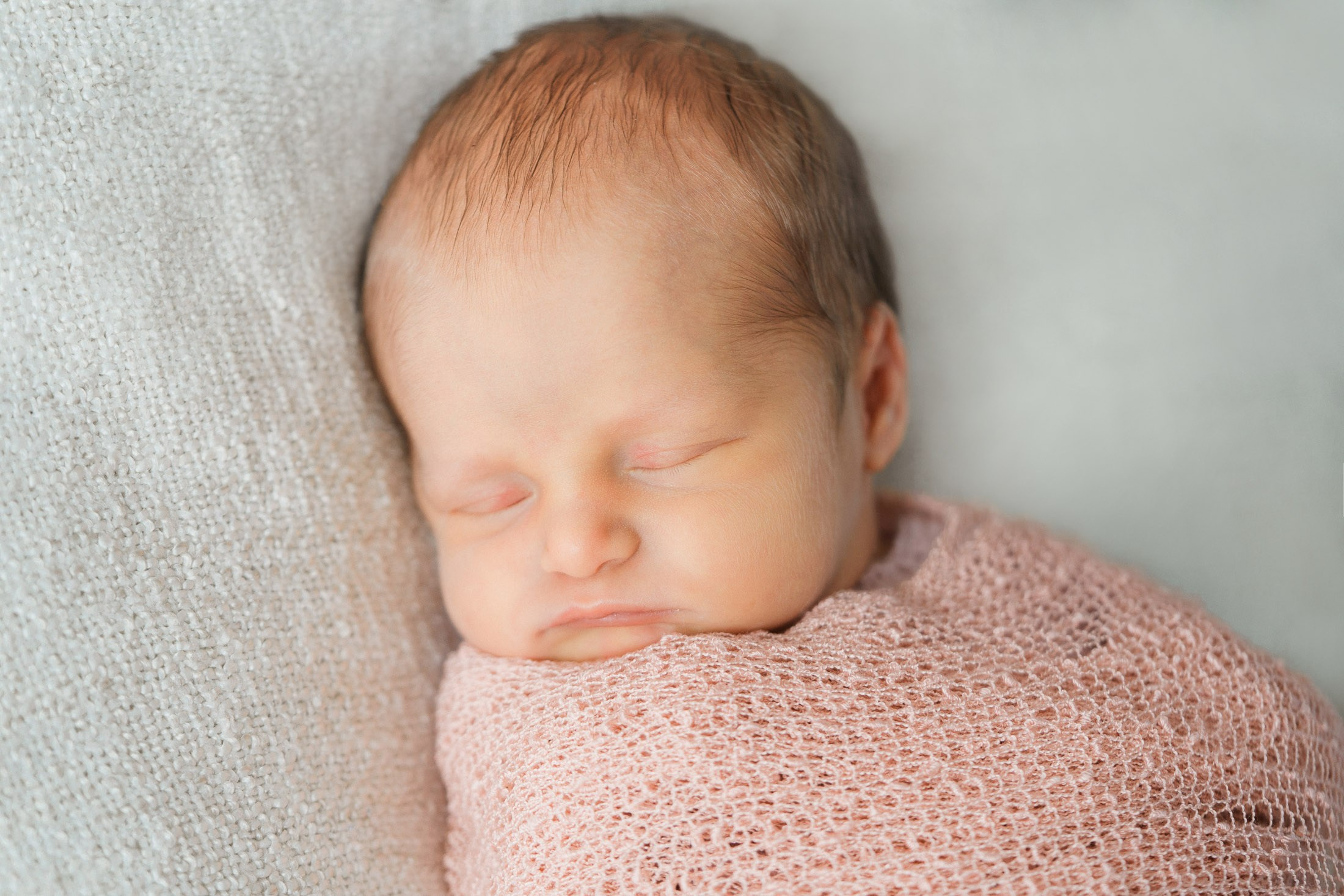 Vastasyntyneen tytön kuvaus Espoossa