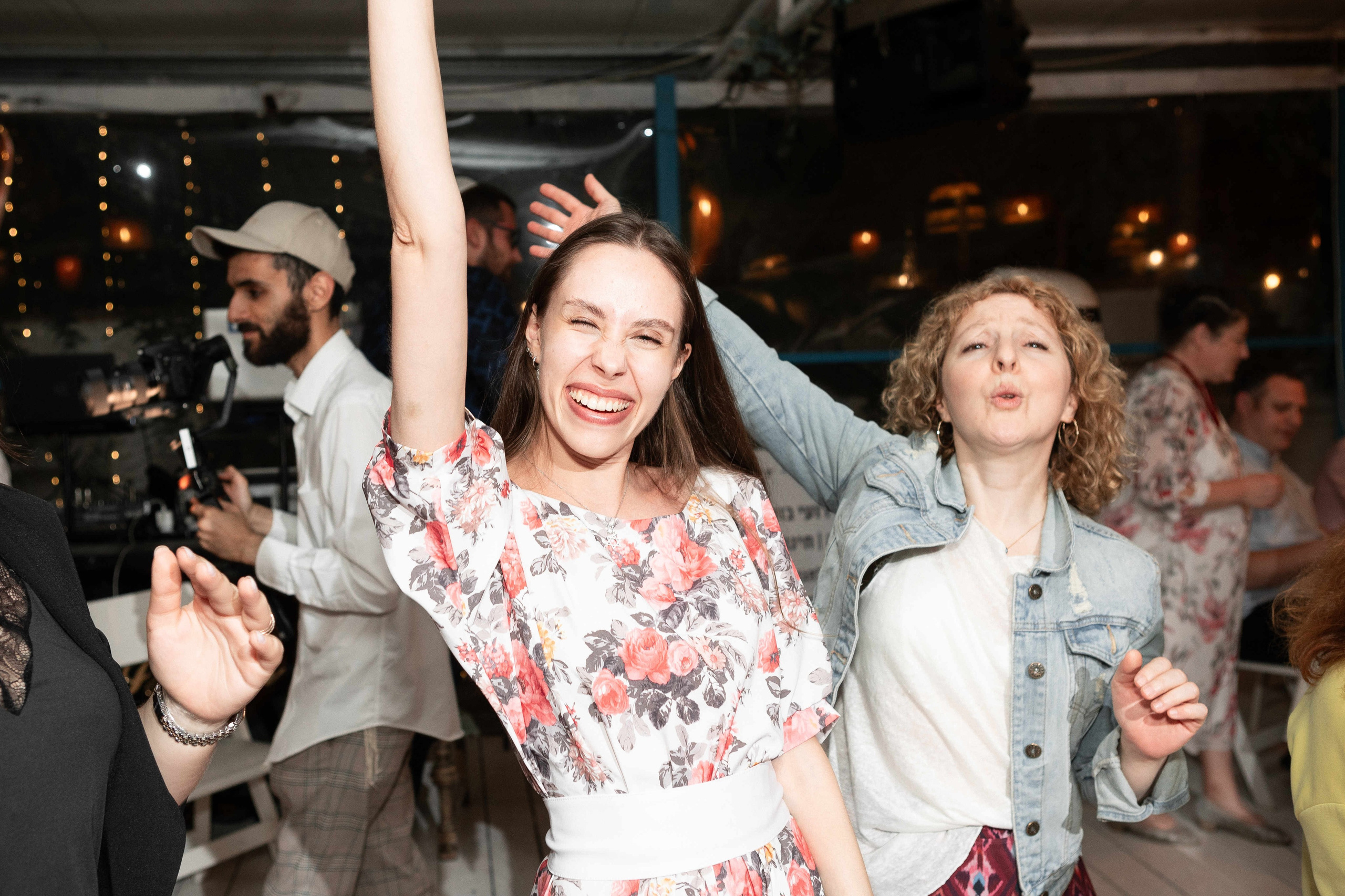 WEDDING IN A COZY PLACE NEAR TEL AVIV. PHOTOGRAPHER IN ISRAEL