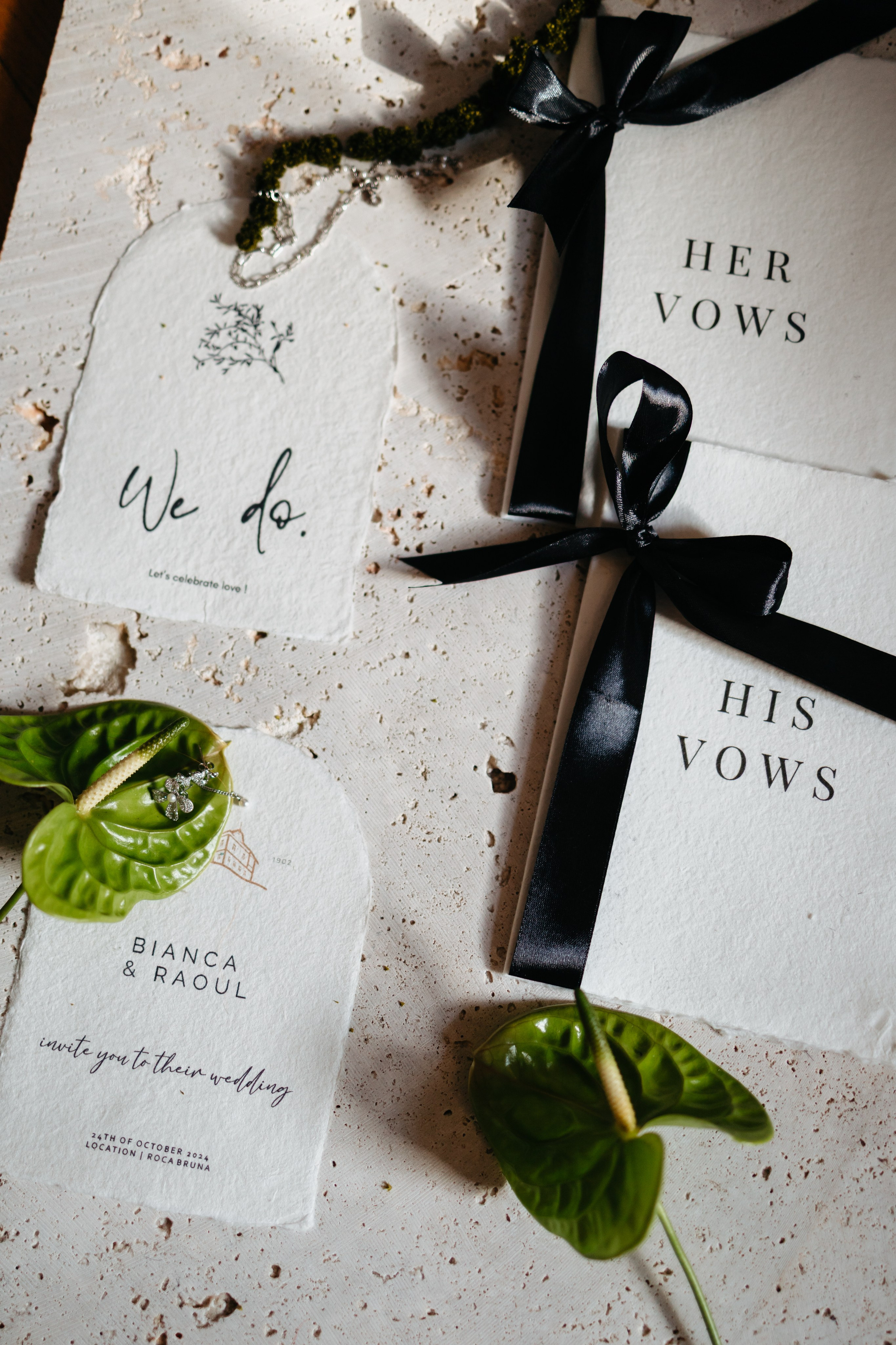 PORTFOLIO. Wedding Photographer Editorial Storytelling Cluj, Romania & Europe|Lore Photography