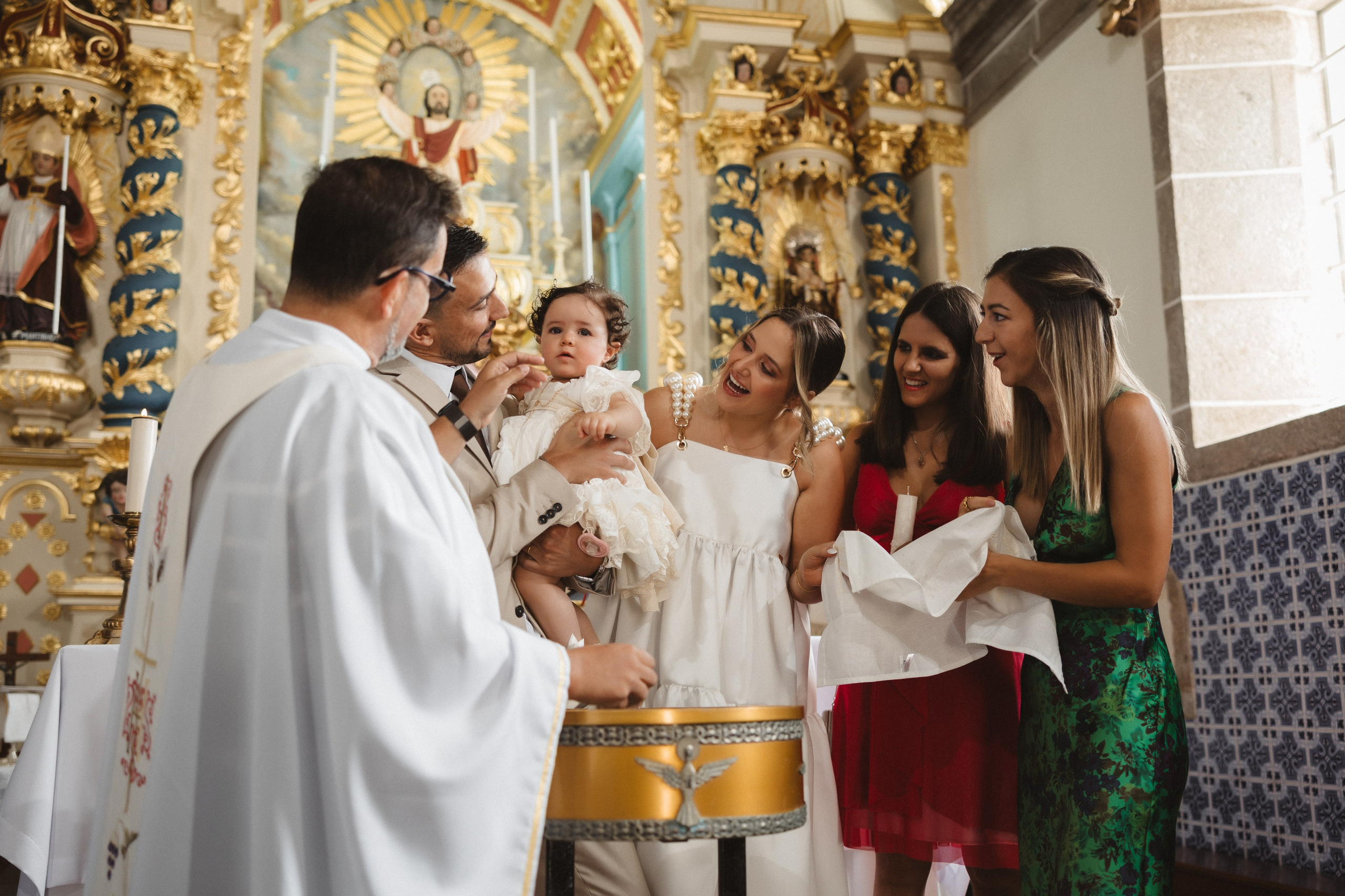 Batizado da Sara. Fotógrafa de Casamentos e Família em Braga — Alexandra Mieres Photography