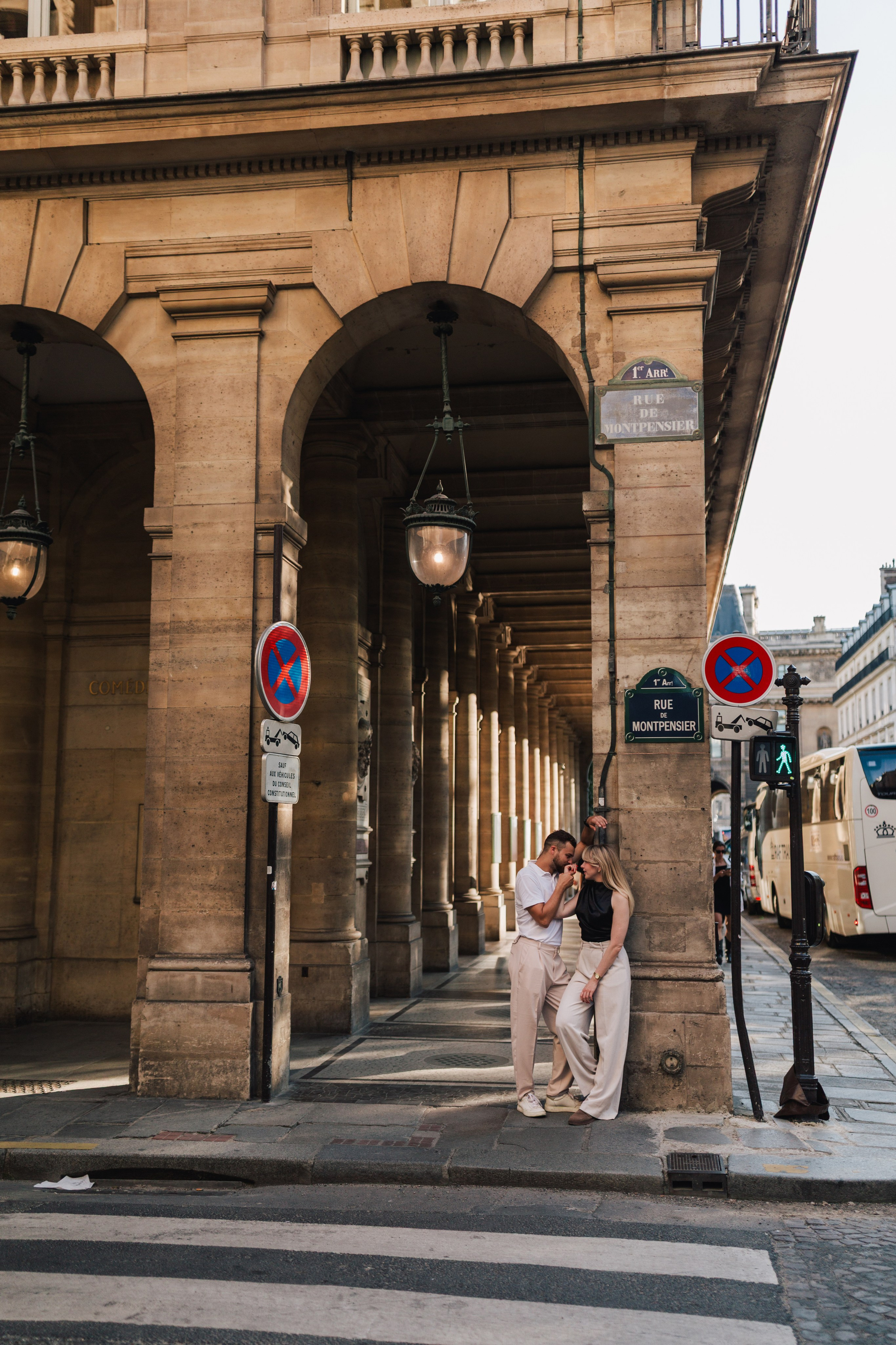 Paris couple shooting. Фотограф, Руан, Франция