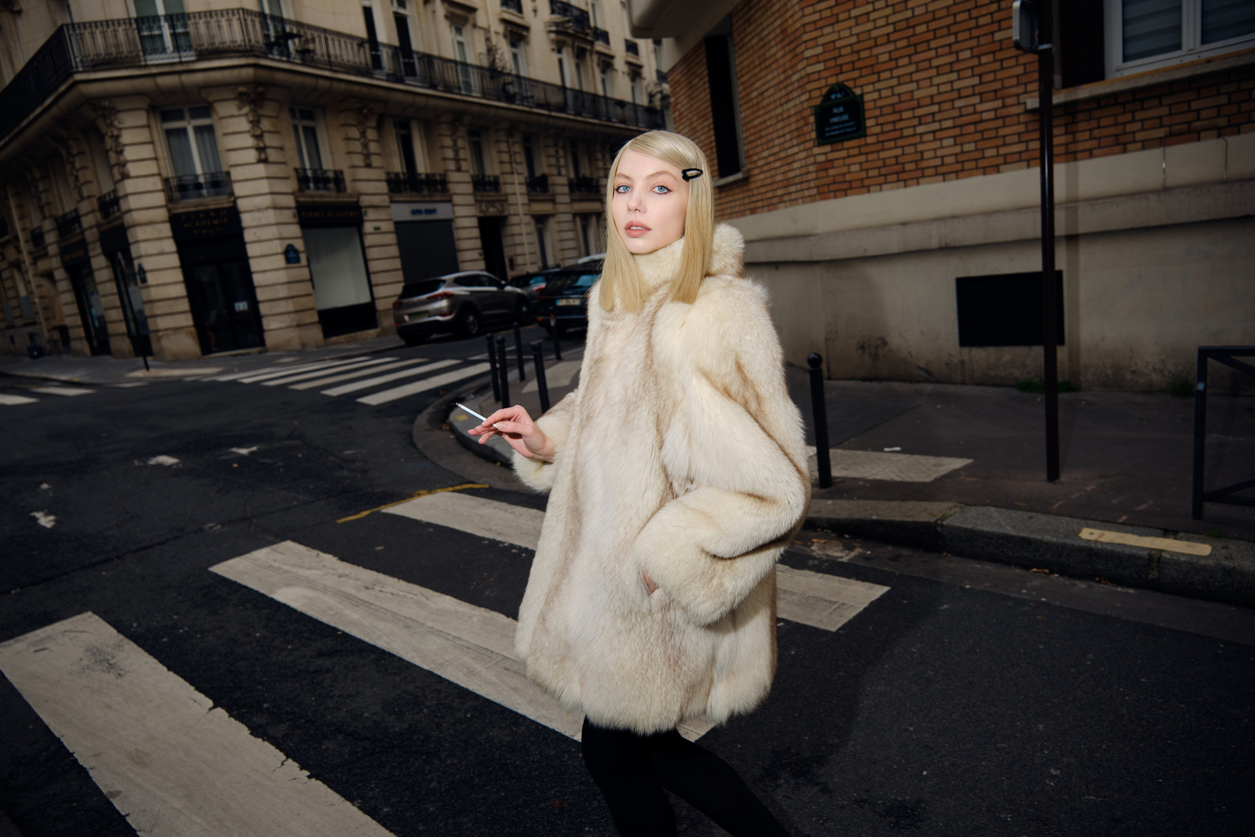 Winter street style in Paris. Paris photographer - Oleksandr Kovalchuk