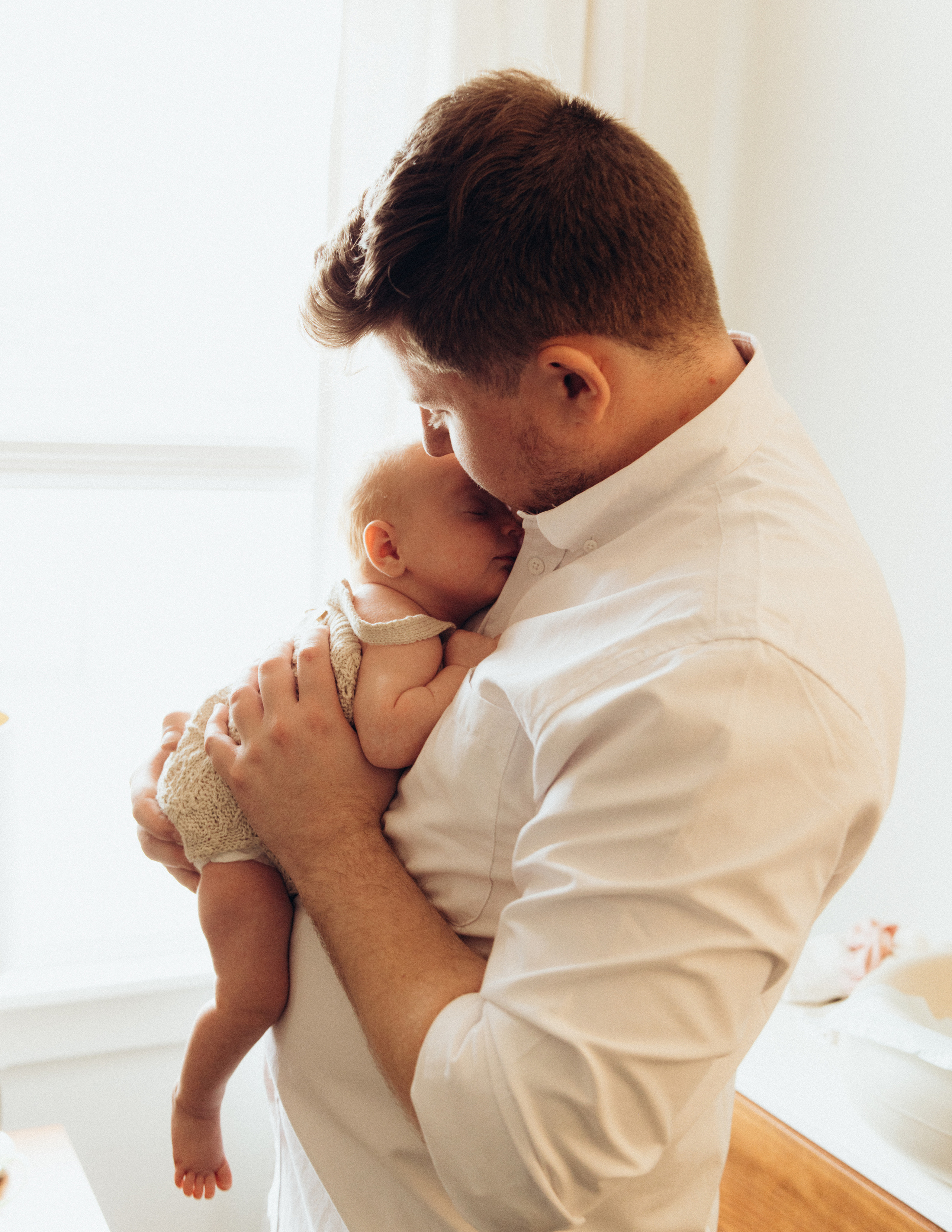 Lifestyle newborn. Los Angeles maternity, boudoir and family photographer