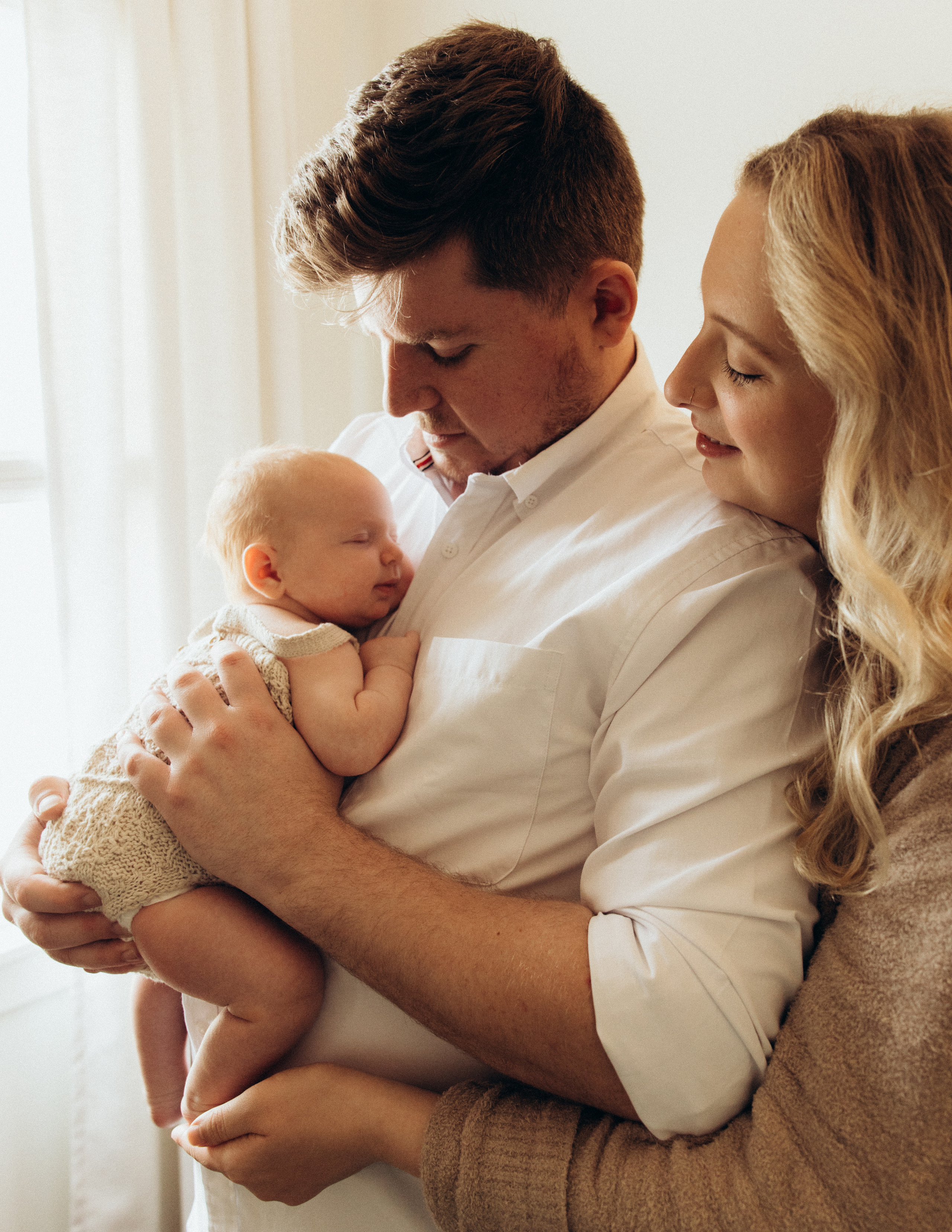 Lifestyle newborn. Los Angeles maternity, boudoir and family photographer