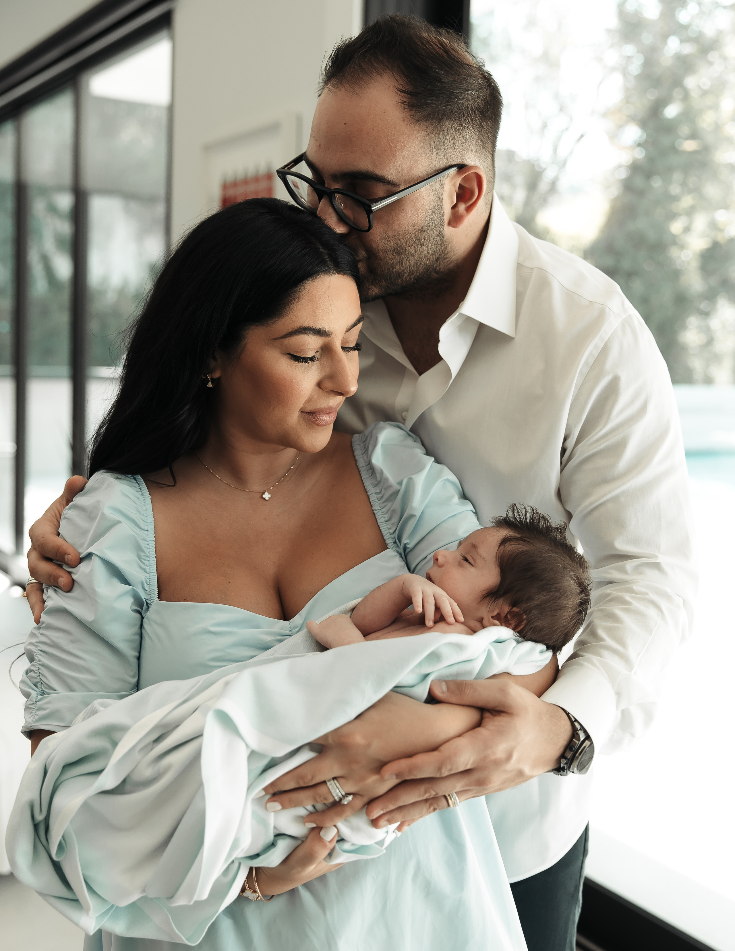 Lifestyle newborn. Los Angeles maternity, boudoir and family photographer