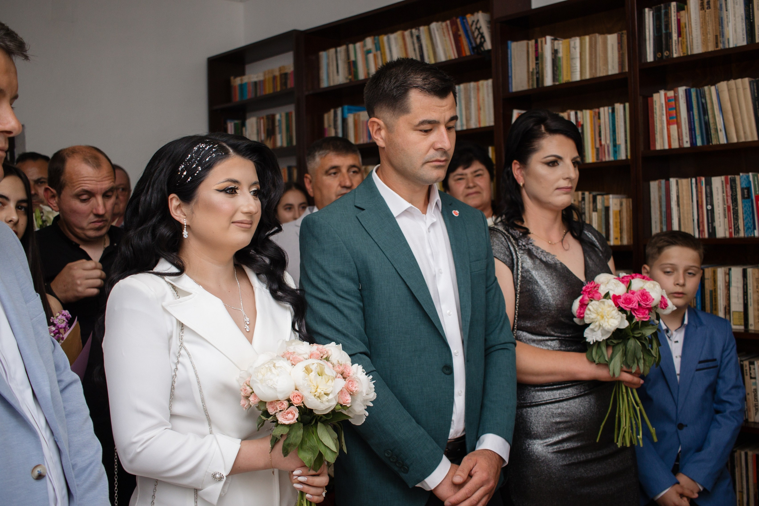 Nadia & George. Fotograf si videograf — evenimente si studio