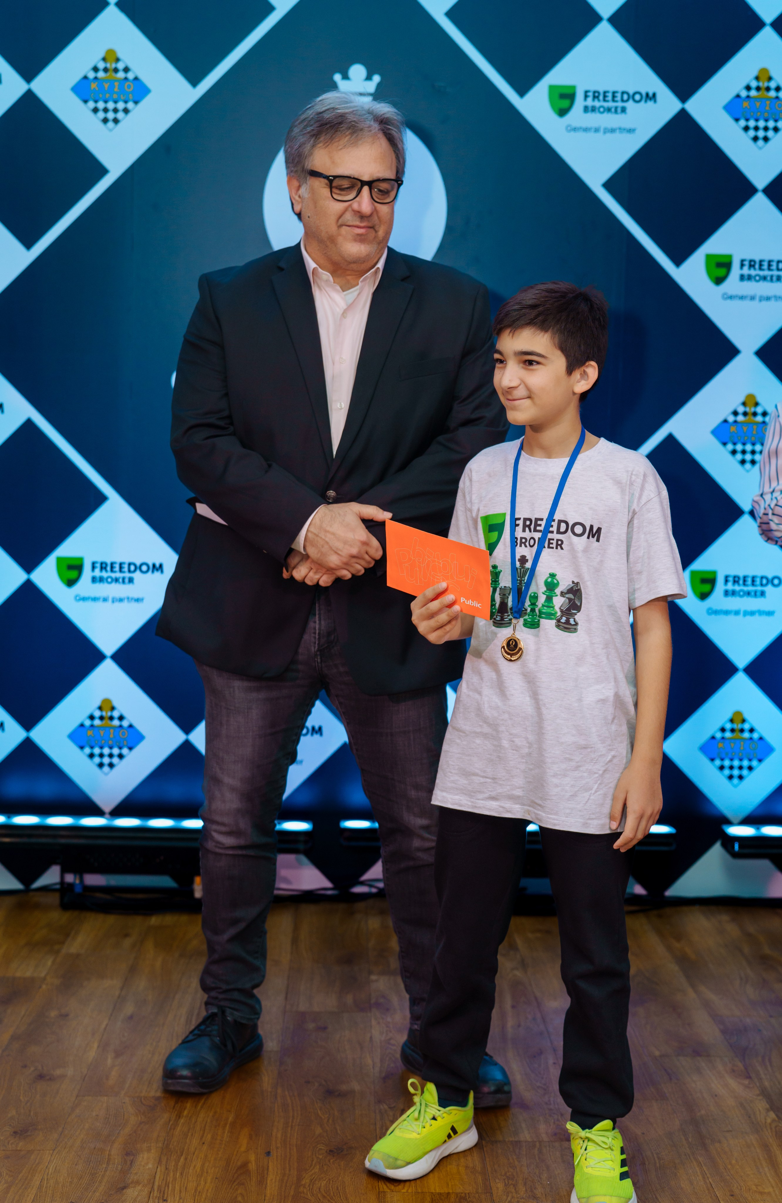 Chess. Photographer in Cyprus