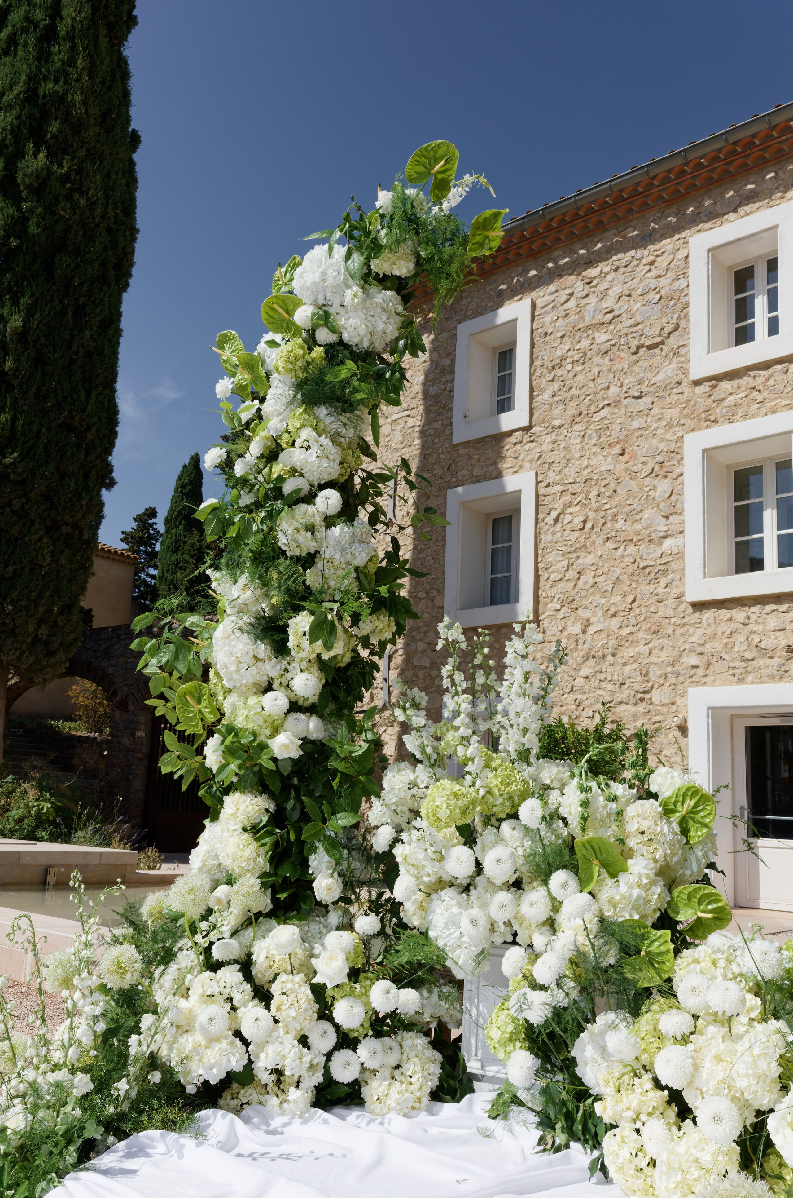 Wedding at Château L’Hospitalet in Narbonne, France. Destination Wedding Photographer — Nikita Burtsev