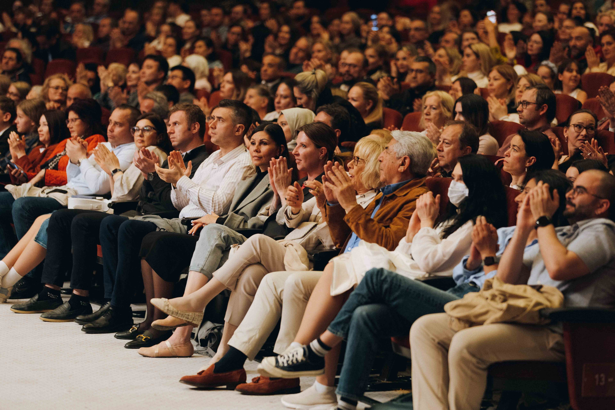 The Tchaikovsky Academic Grand Symphony Orchestra in Istanbul. Wedding&Event photographer Ismail Rzayev in Baku
