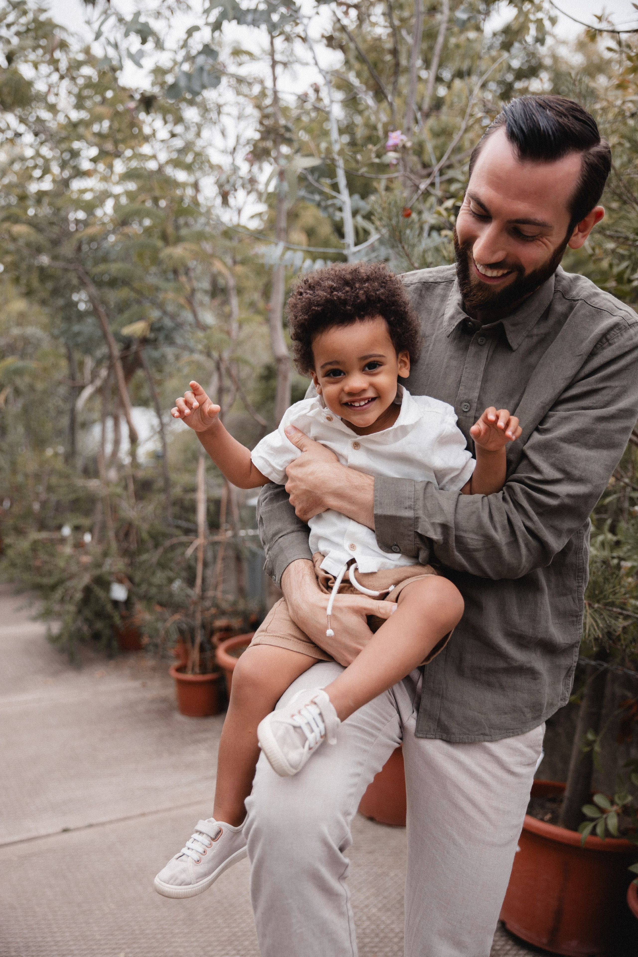 Babybauch Shooting im Botanischen Garten Bochum | Reiche Fotografie. Hochzeitsfotografin Bochum | Halyna Reiche Fotografie NRW