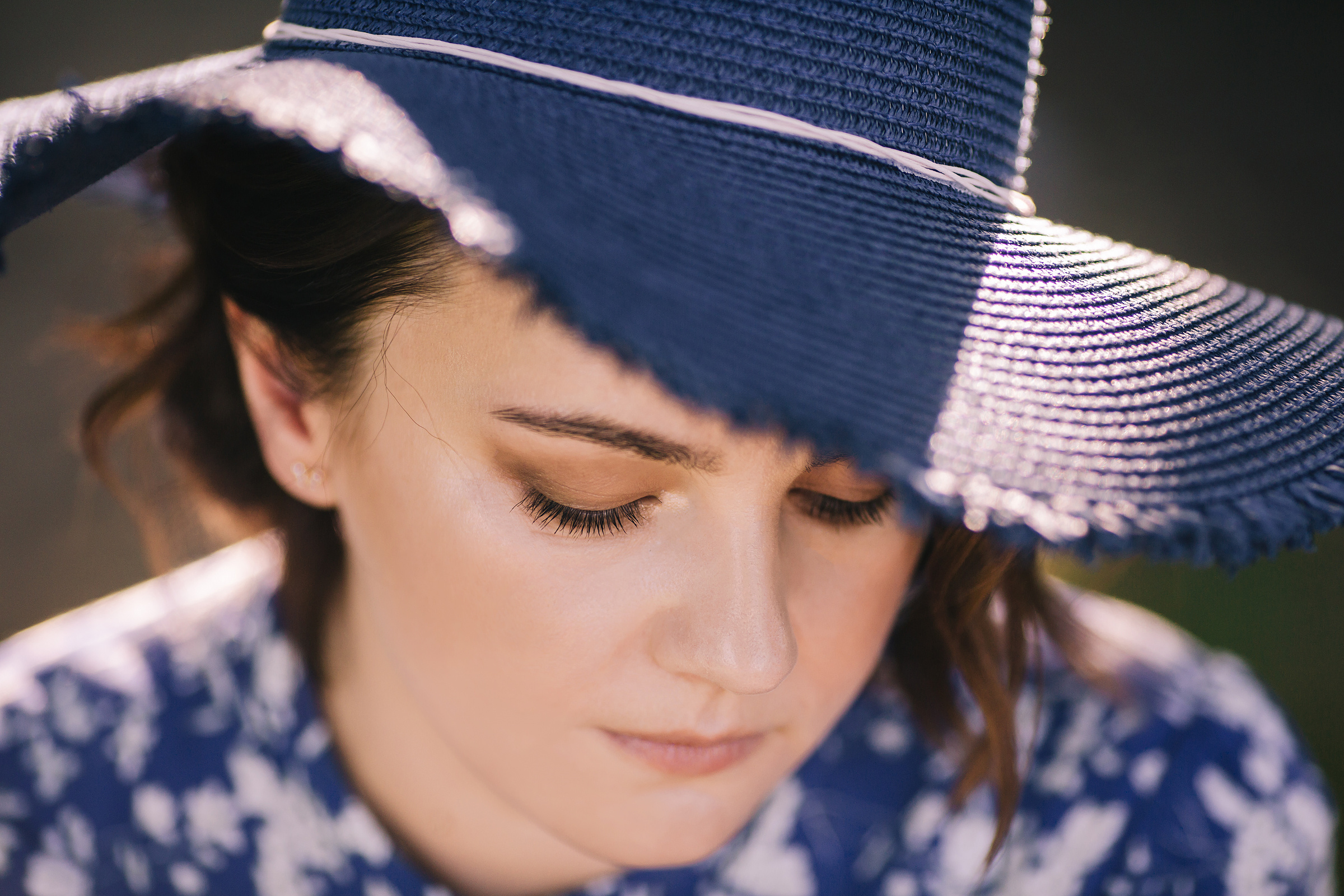 Shurochka. Meadows. Портретний та весільний фотограф Надія Онода