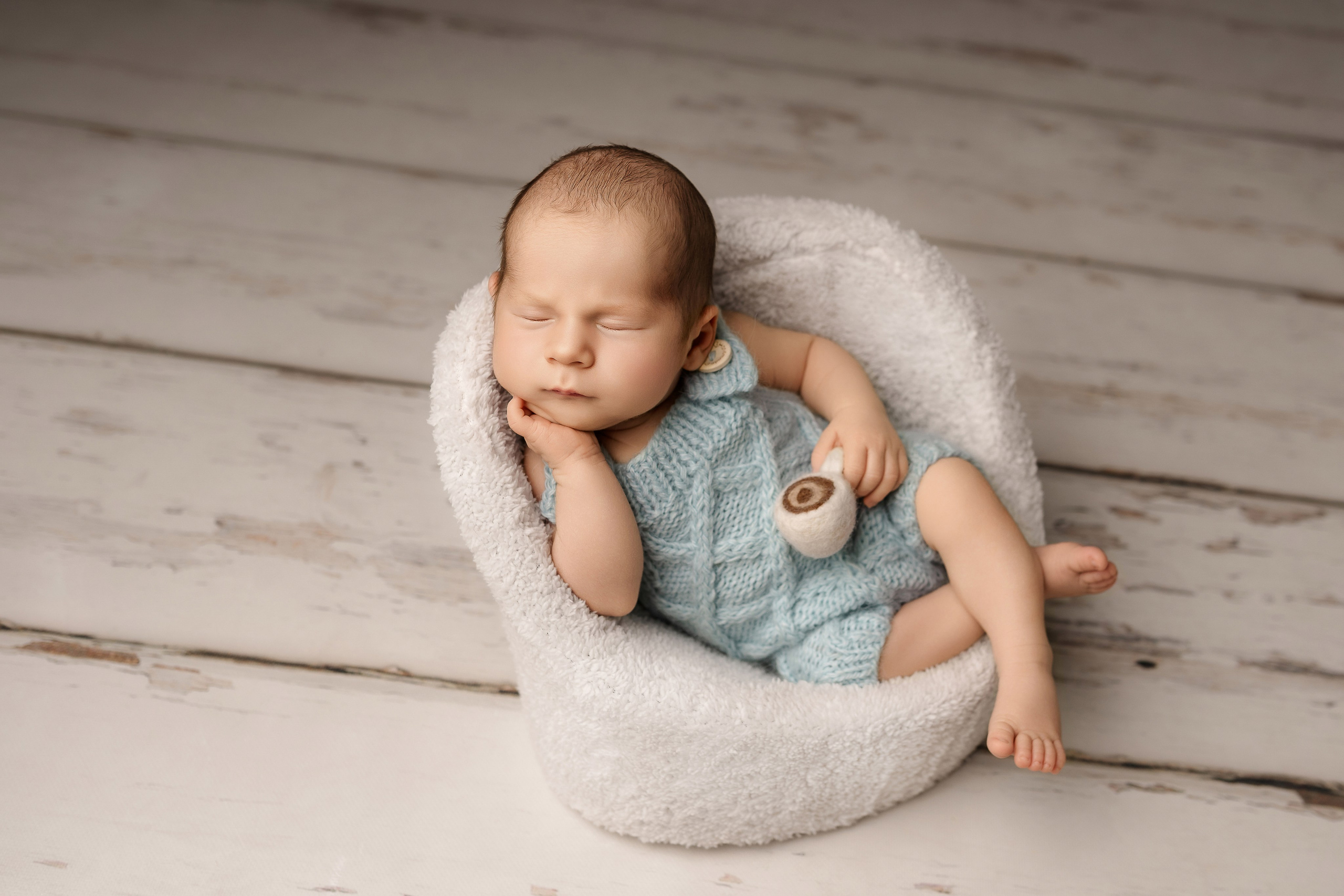 Esu Aleksandra naujagimių ir kudikių fotografė iš Vilniaus