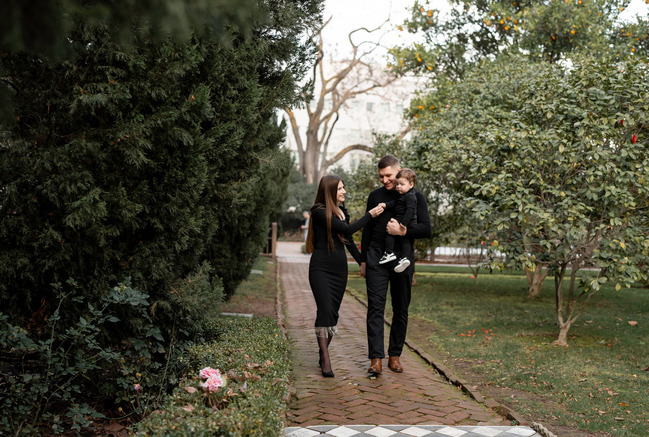 Artem, Nadia & Elisha. Family photographer in Sacramento | Sofia Pavenko