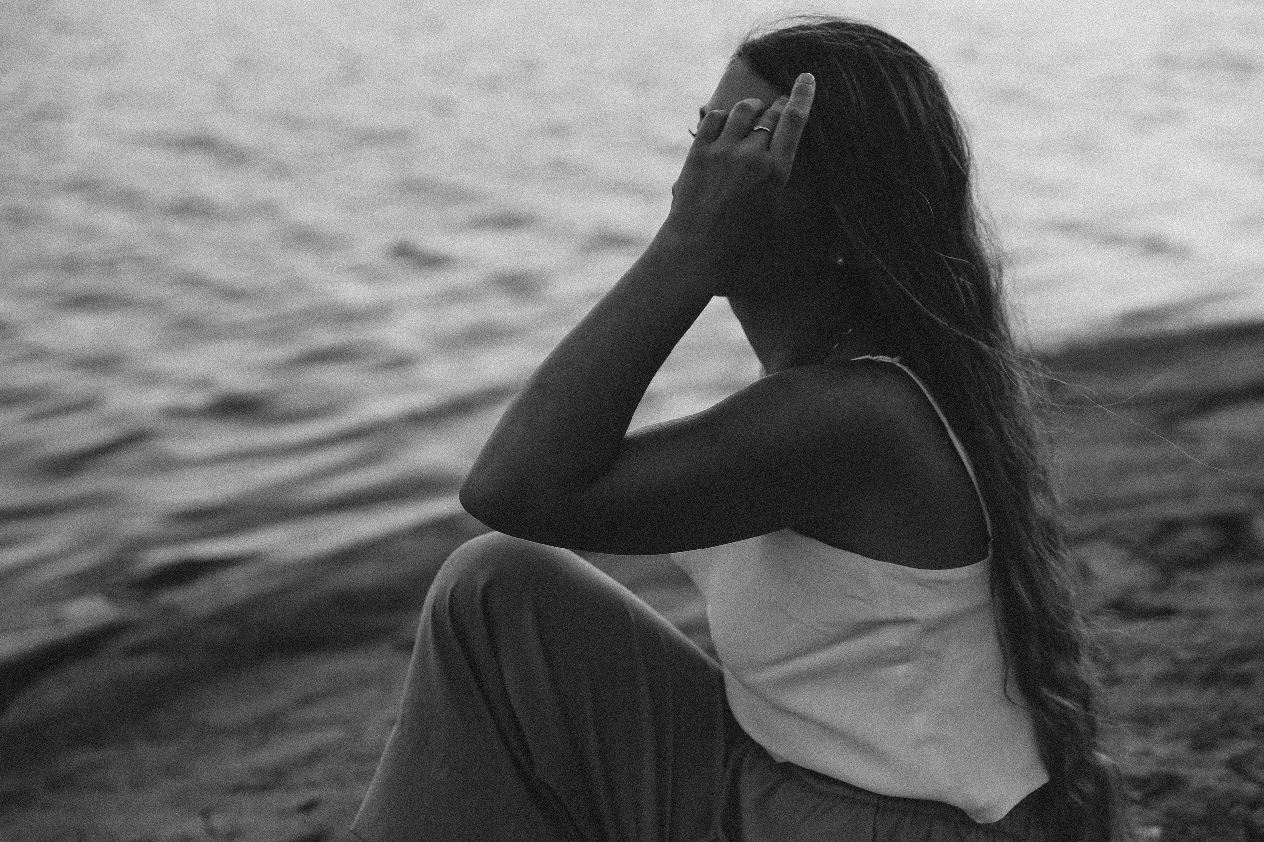 VALERIA & MARIA. MAIN