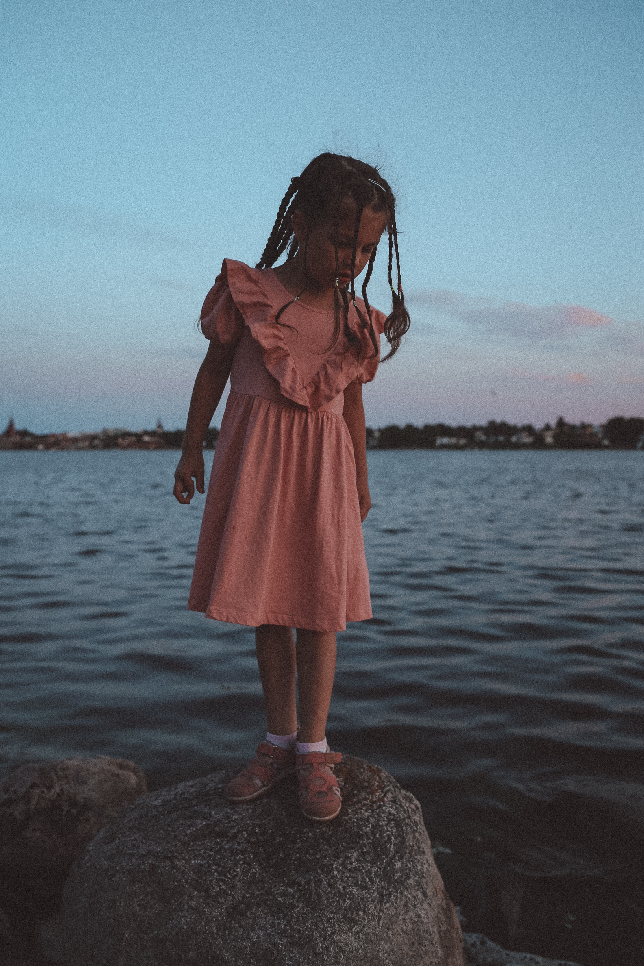 VALERIA & MARIA. MAIN