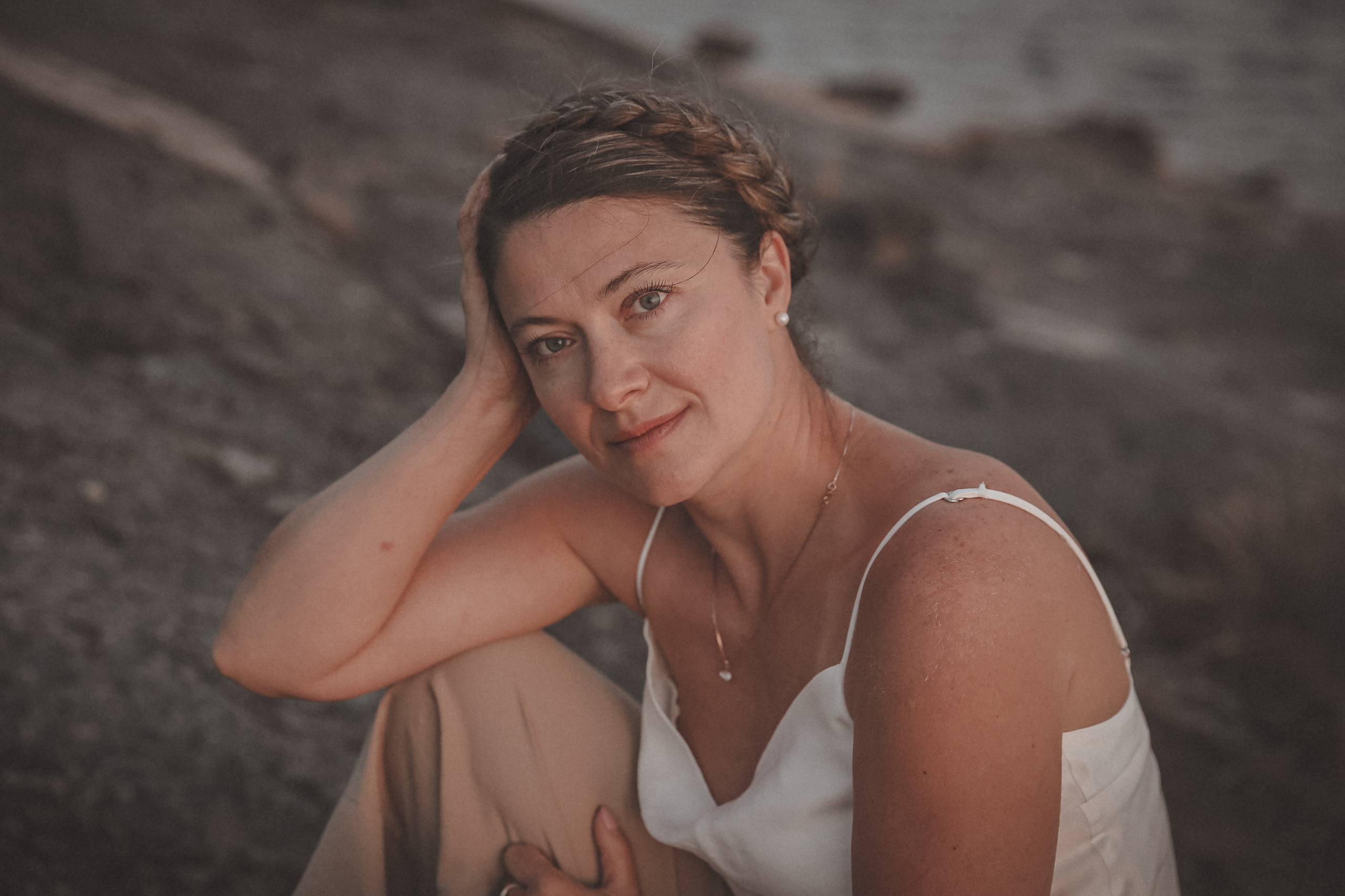 VALERIA & MARIA. MAIN