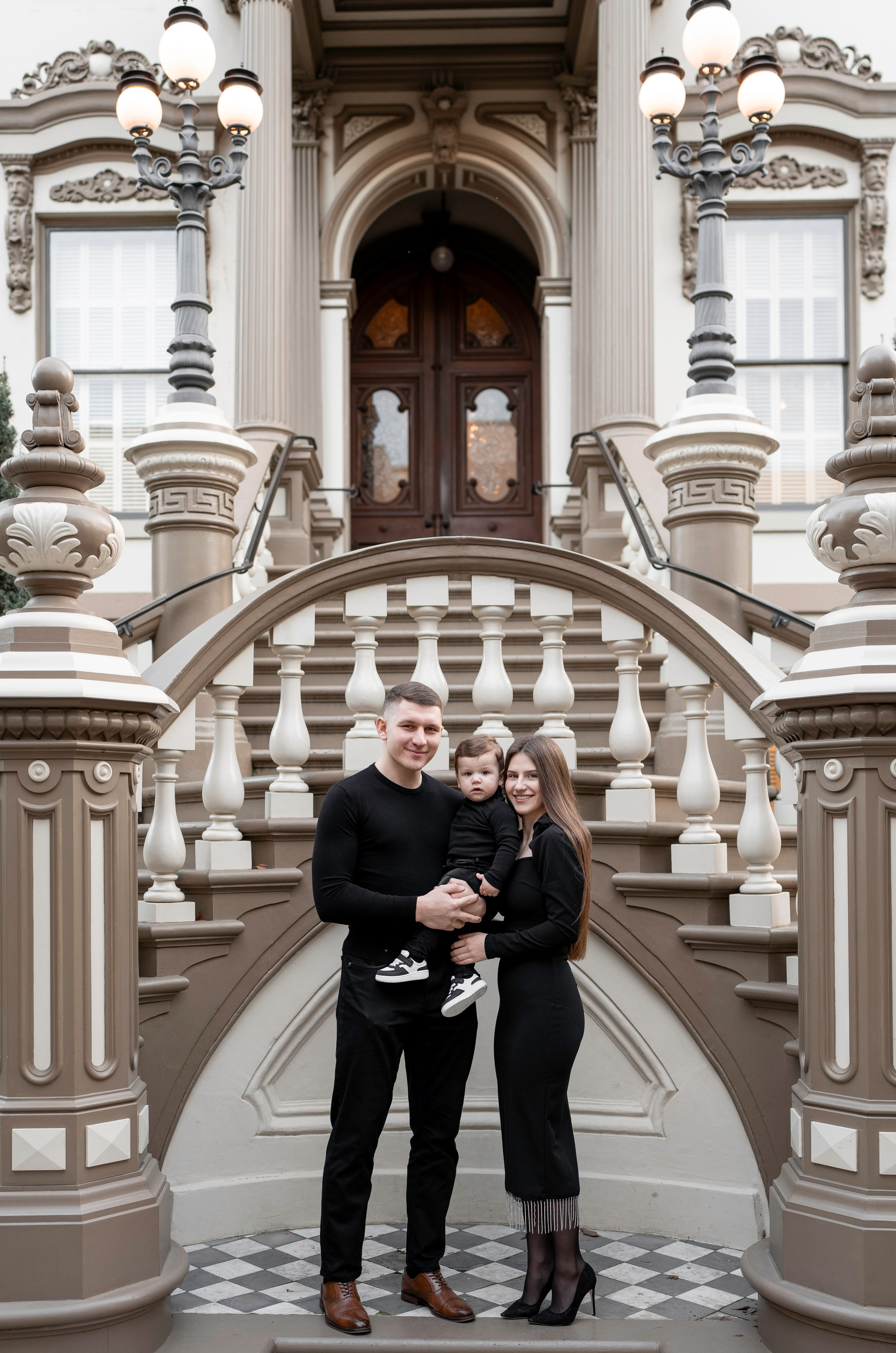 Artem, Nadia & Elisha. Family photographer in Sacramento | Sofia Pavenko