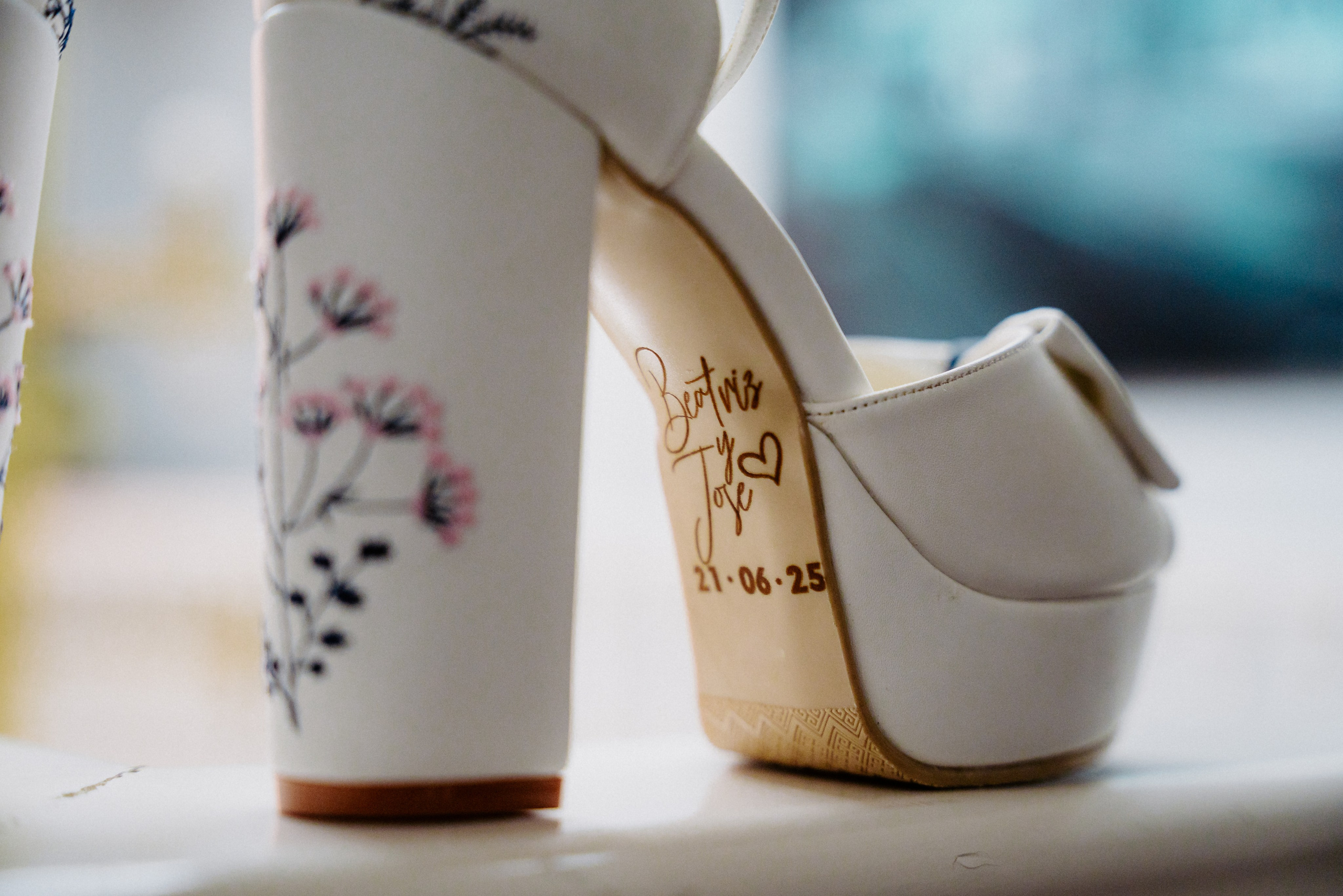 Perspectiva de la novia. Fotógrafo de Bodas en Lima | Ronhy Altamirano. Fotografía narrativa y cinematográfica para bodas, quinceañeras y eventos exclusivos