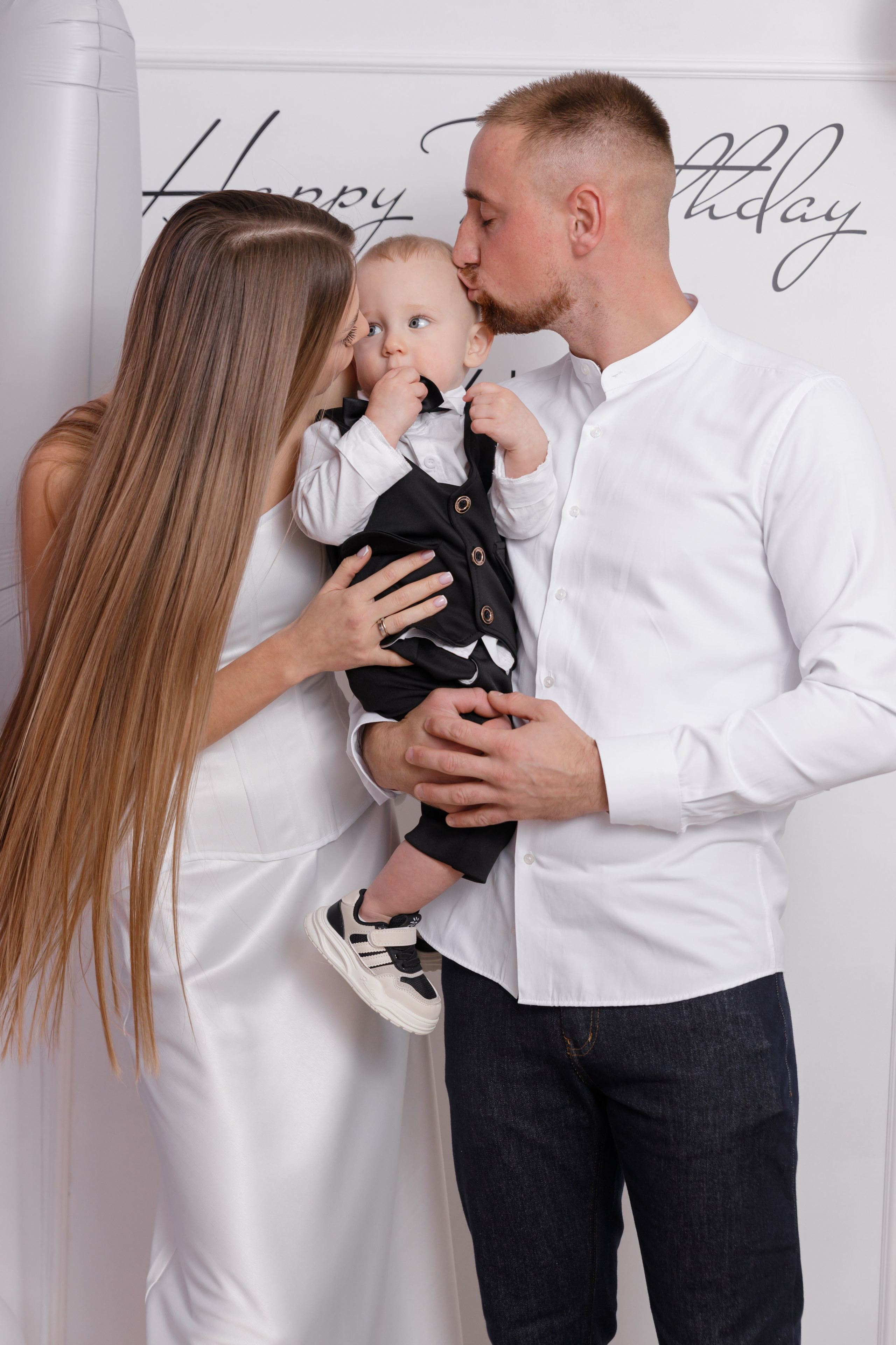 1 y.o birthday party. Photographer Anna Curly | Weddings and Events in Dubai