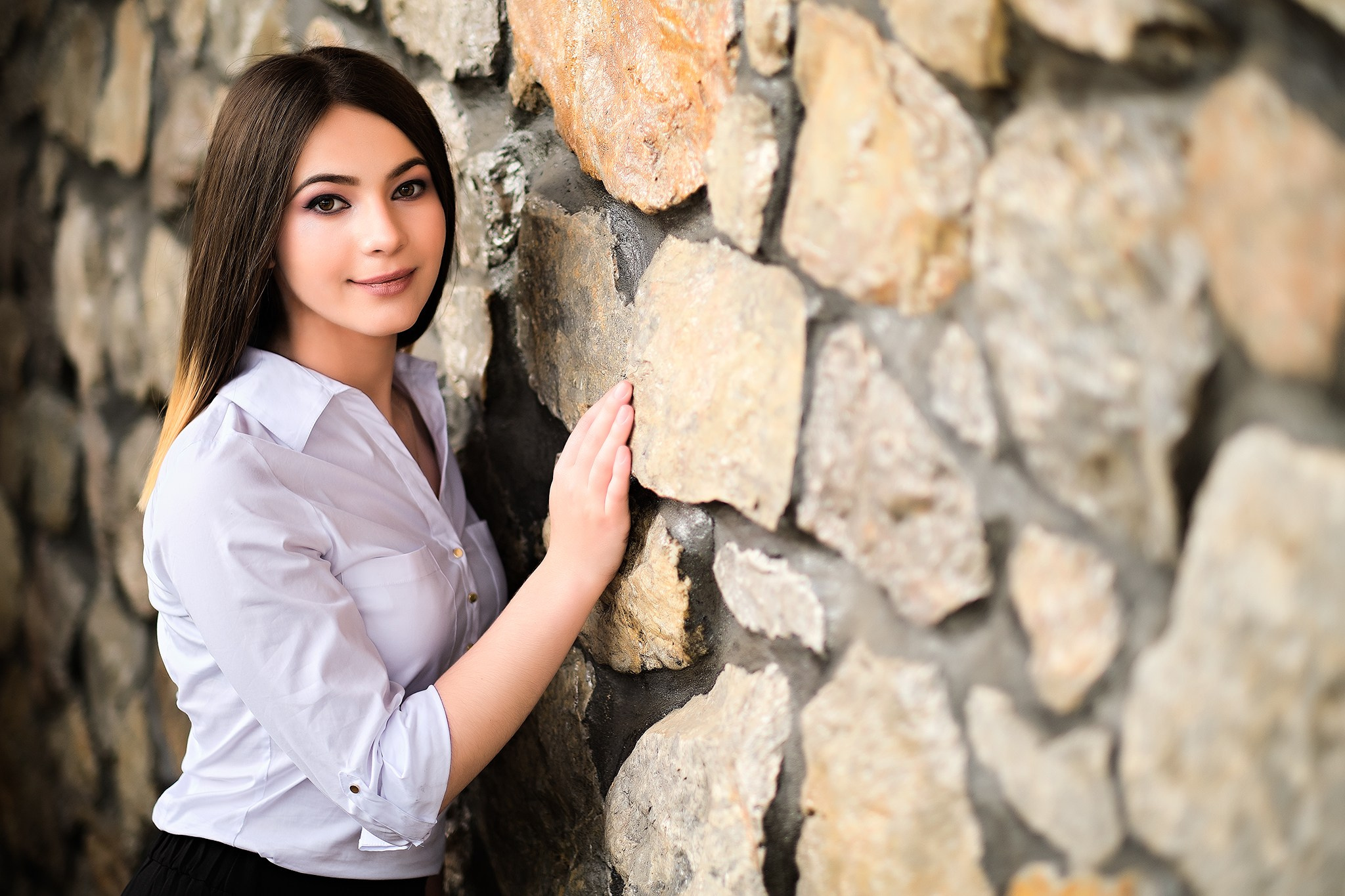 Portrete diverse — 3. Pagina principală