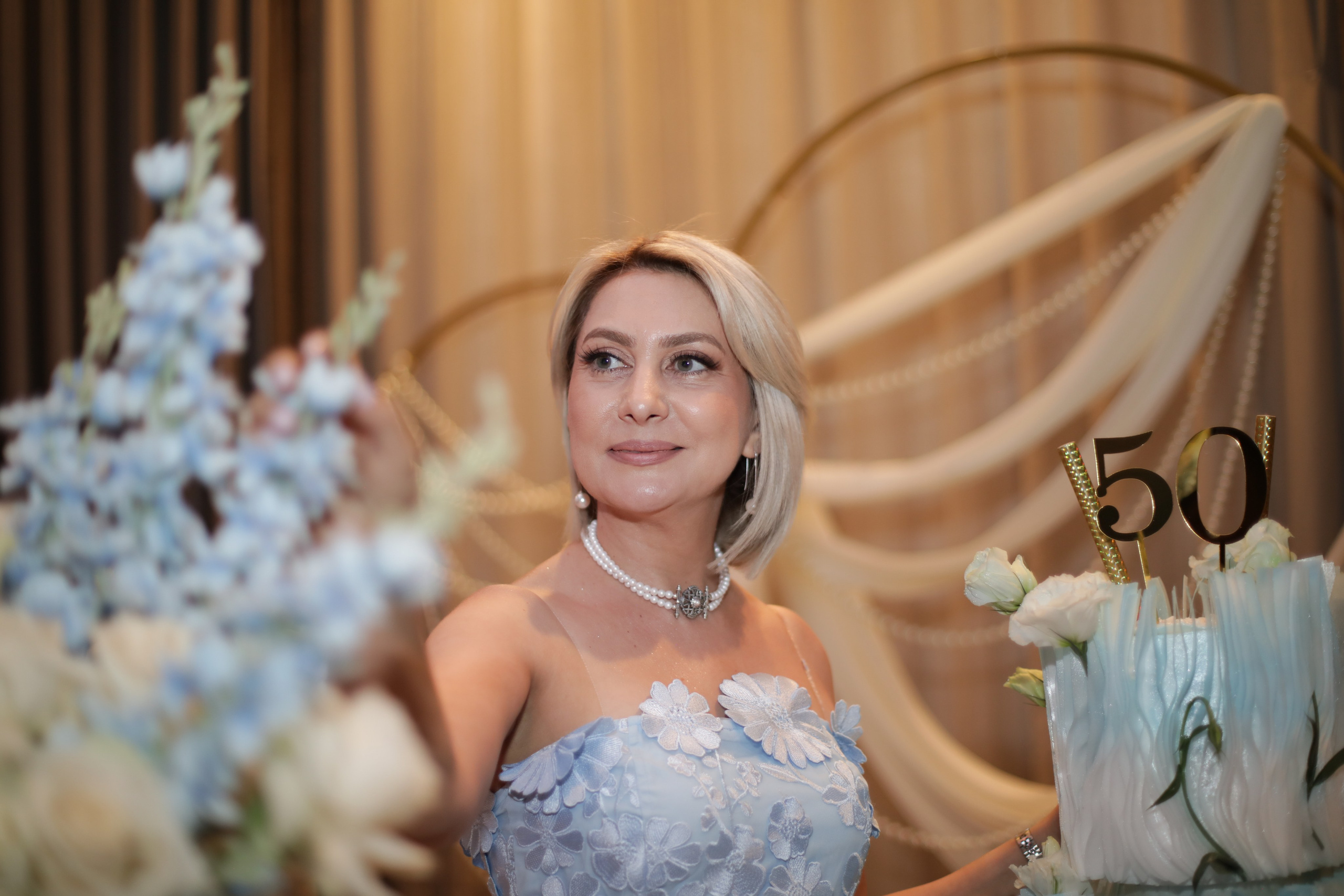 PRIVATE EVENTS & WEDDINGS. Food and Event Photographer