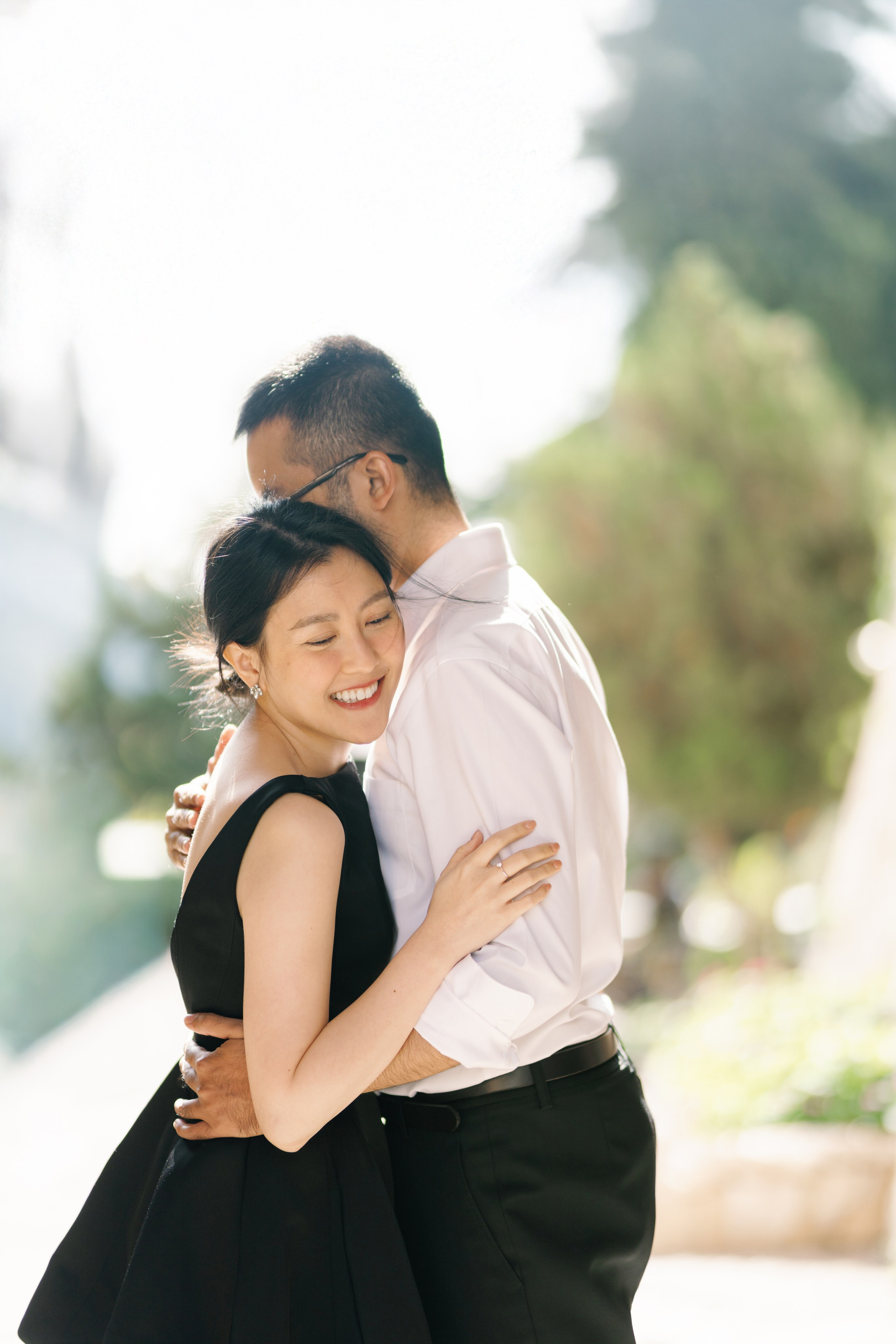 Romantic Couple Photoshoot in Valldemossa. Photographer in Mallorca