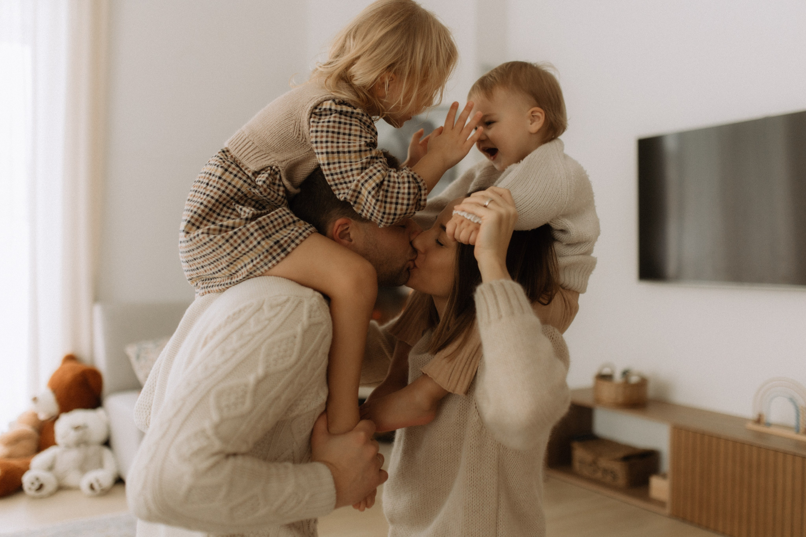 Šventinė šeimos fotosesija | NAMAI. Vestuvių ir šeimų fotografė Lena Bondarenko / belove photo