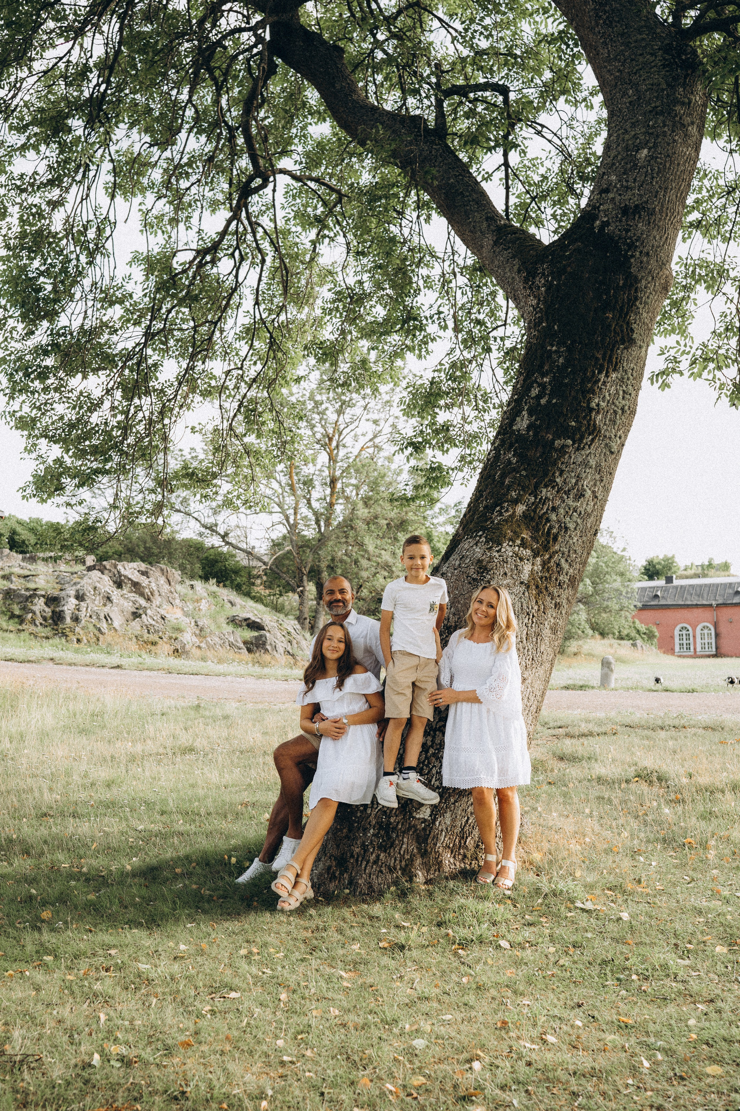 Suomenlinna. Wedding and portrait photographer in Helsinki Vickan O