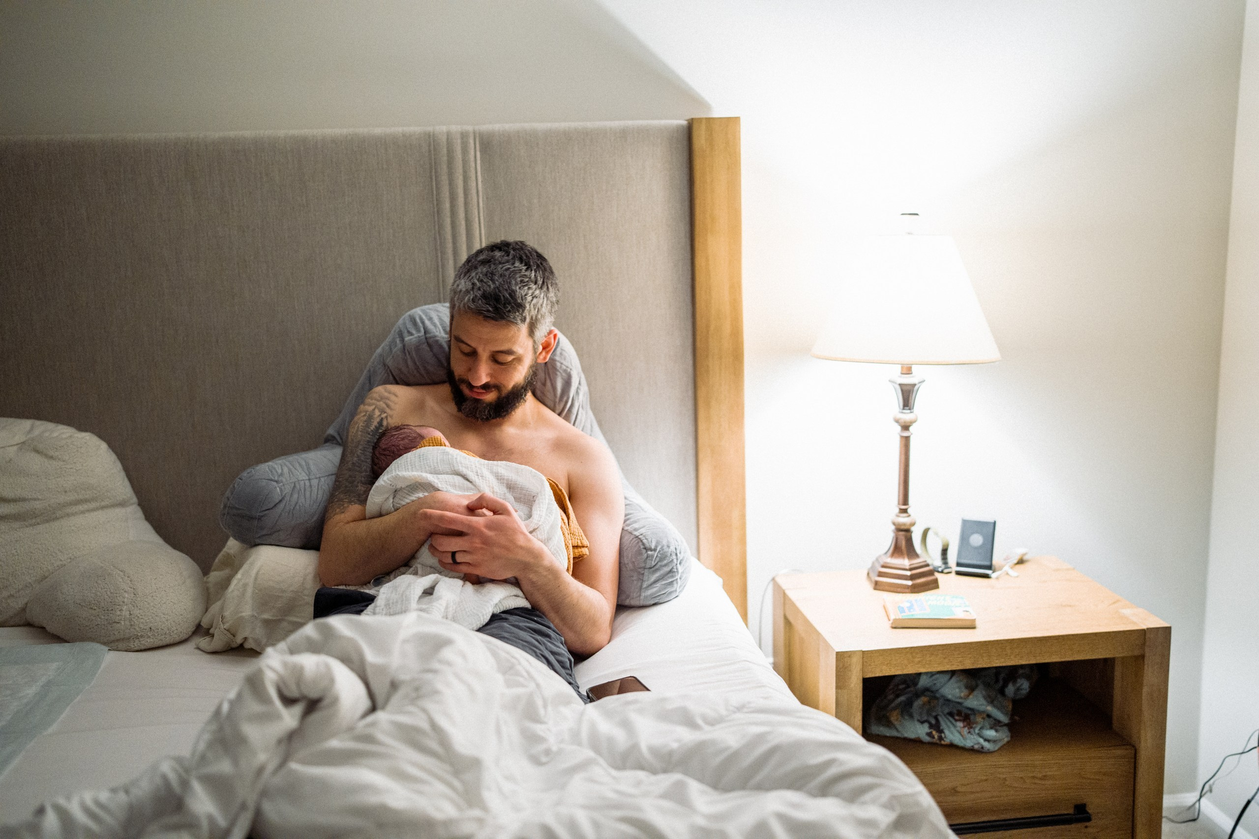 Home birth. Alisa Tant — Family and newborn photographer Bucks County, Montgomery county, Philadelphia, NJ