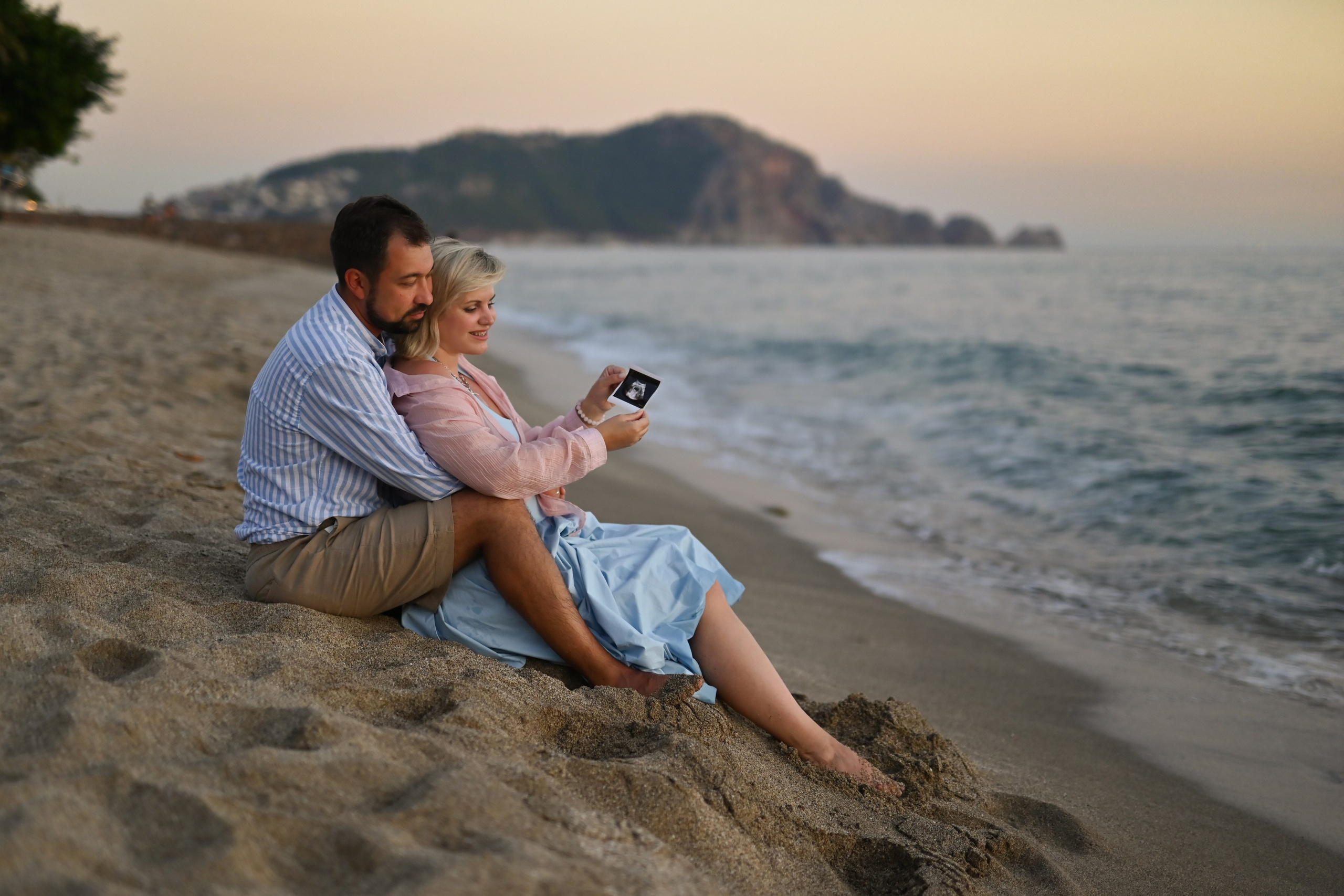 Love story на пляже Клеопатра. Photographer in Alanya, Side, Manavgat. Türkiye