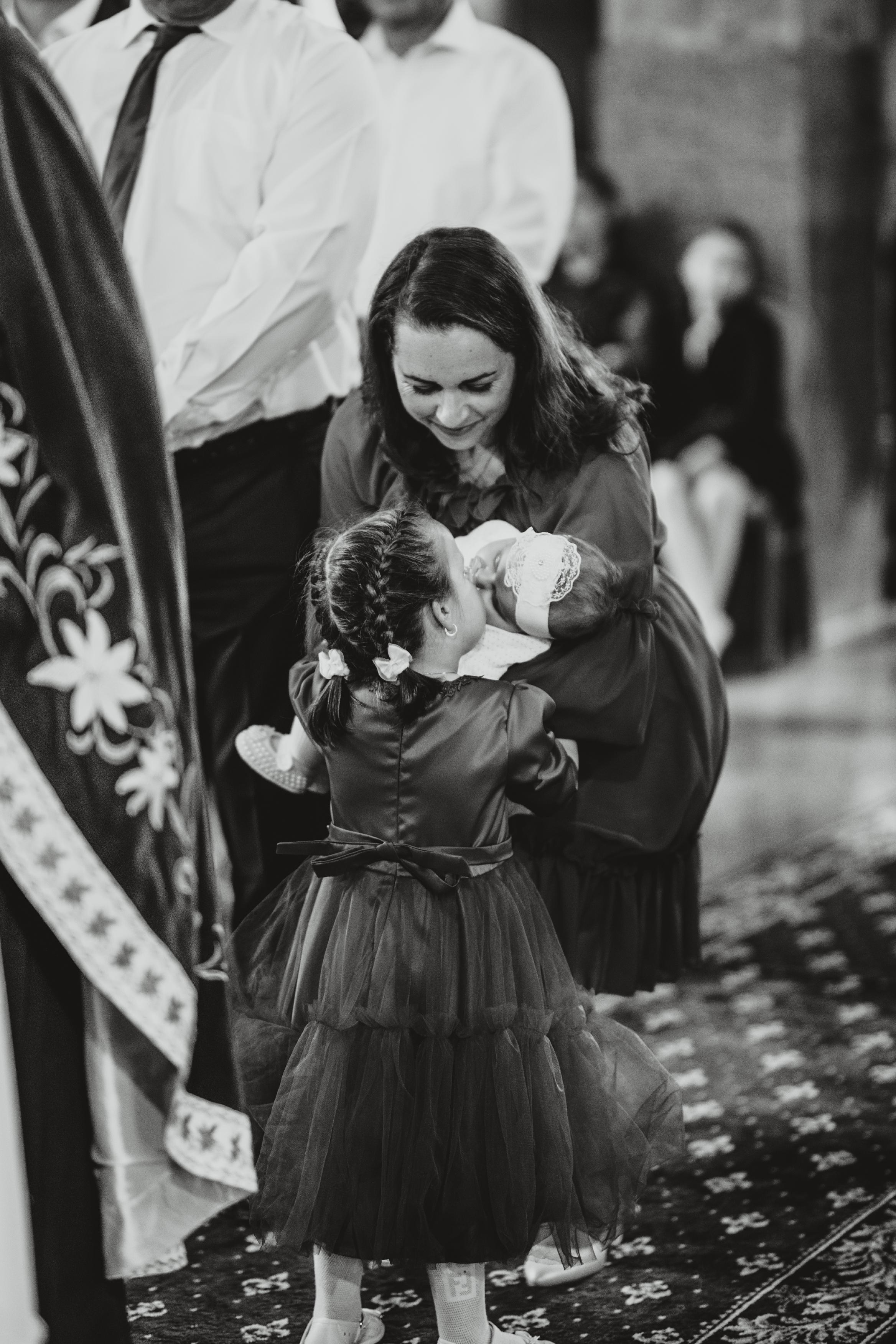 Teodora-Ioana. Fotograf si Videograf | Nuntă-Botez