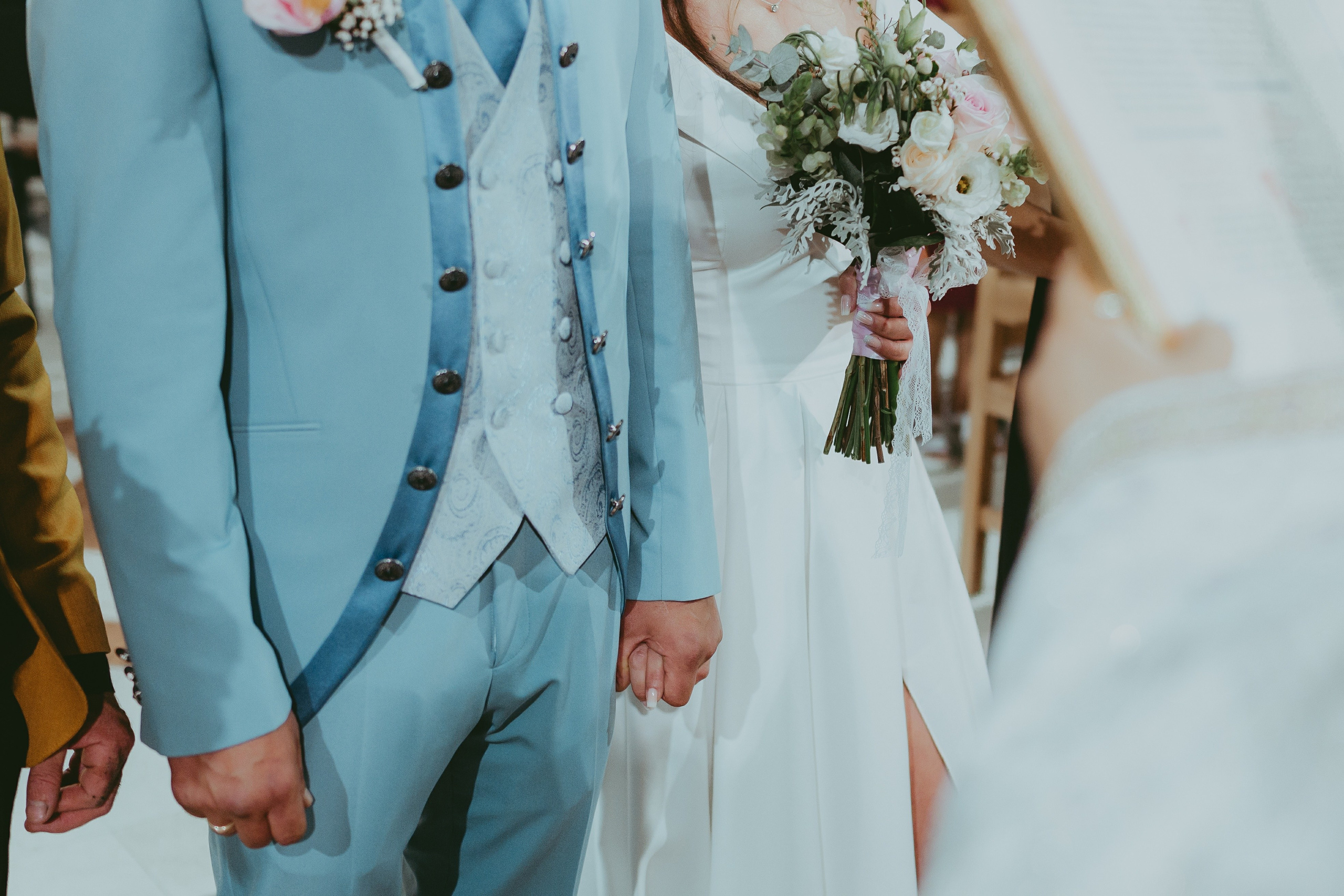 Laura & Alex. Fotograf si Videograf | Nuntă-Botez