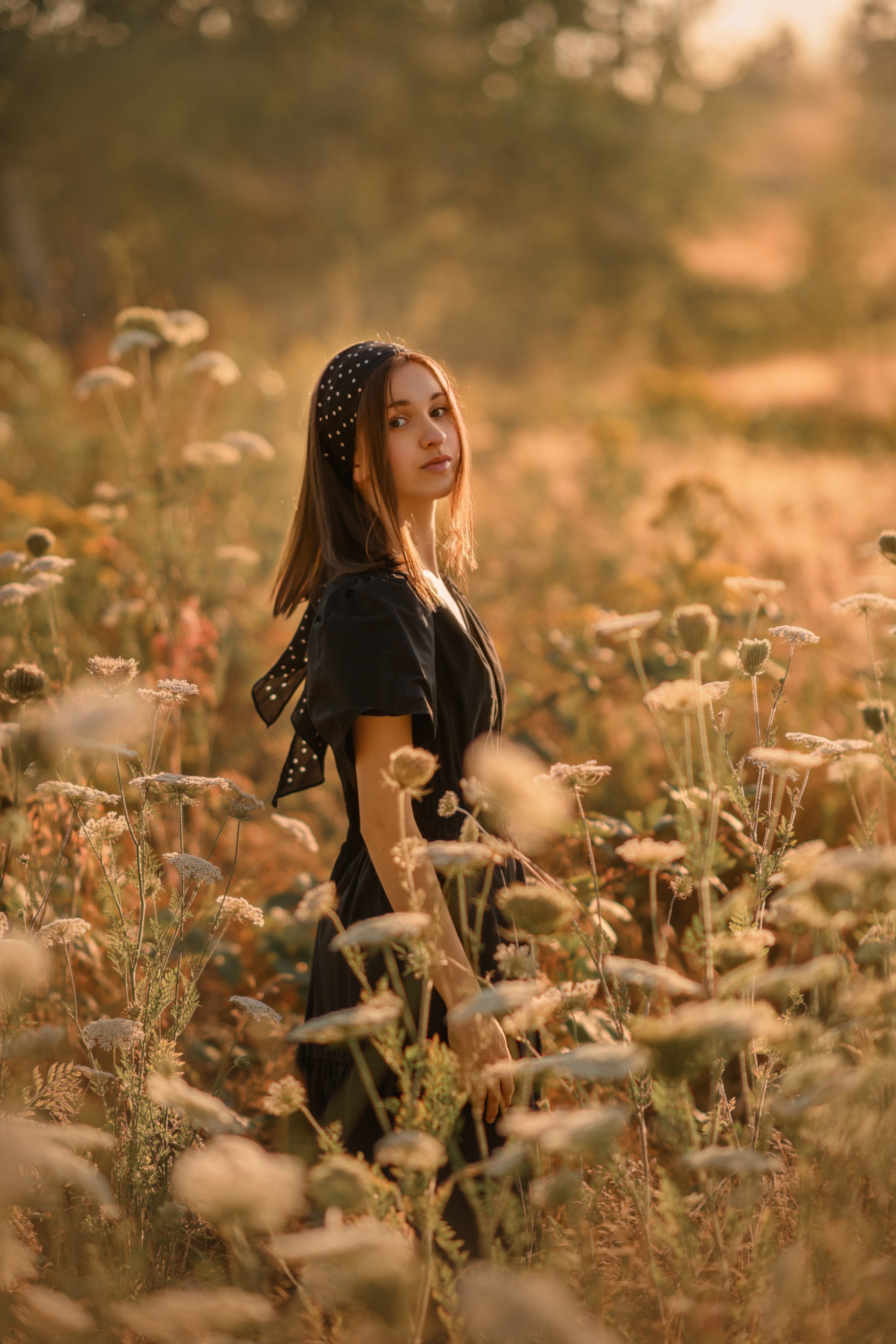 Meadow Light. Wedding & portrait photography in the Seattle Area. Helen Michelle photographer