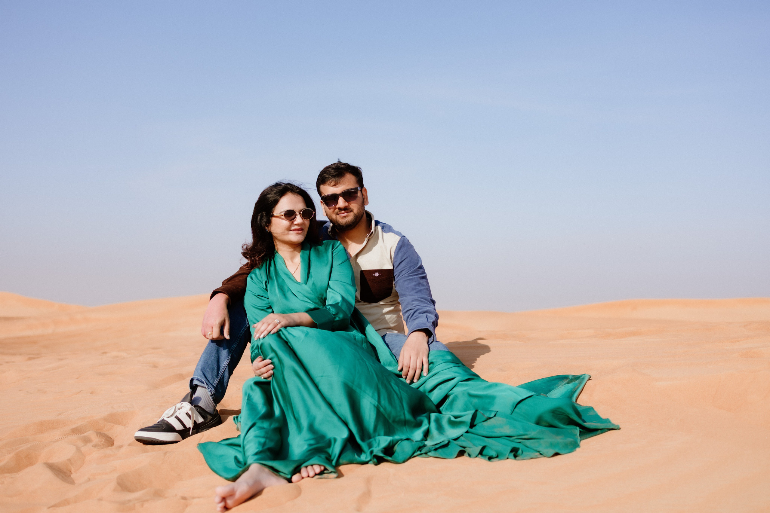 COUPLE SESSIONS. Love Emotions Weddings