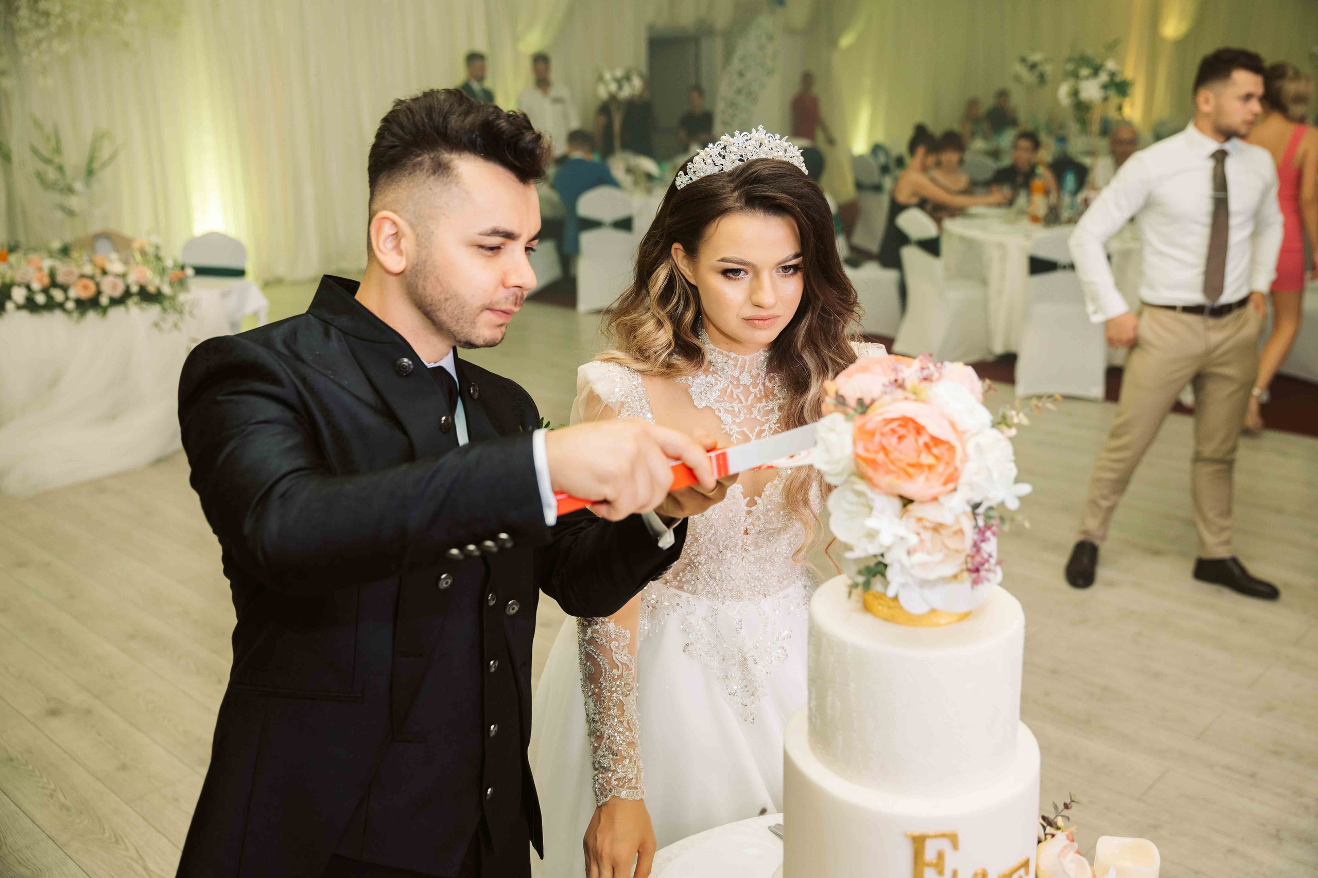 Emanuela & Emanuel. Contrast Studio