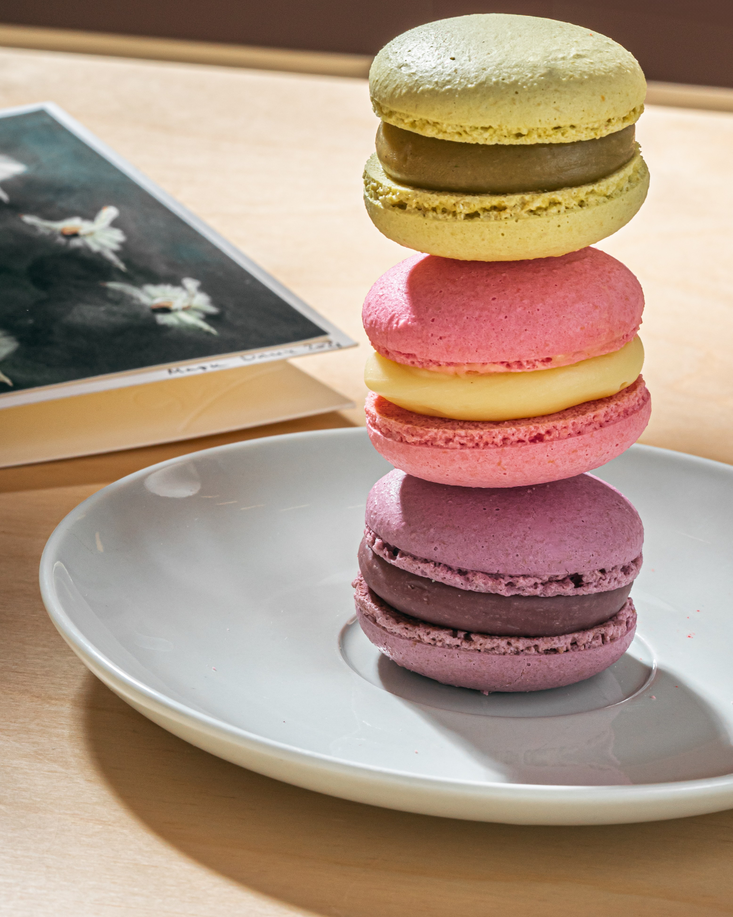 Фуд-фото: «Dessert Ballet». Arina Leonova — Food photographer Tbilisi